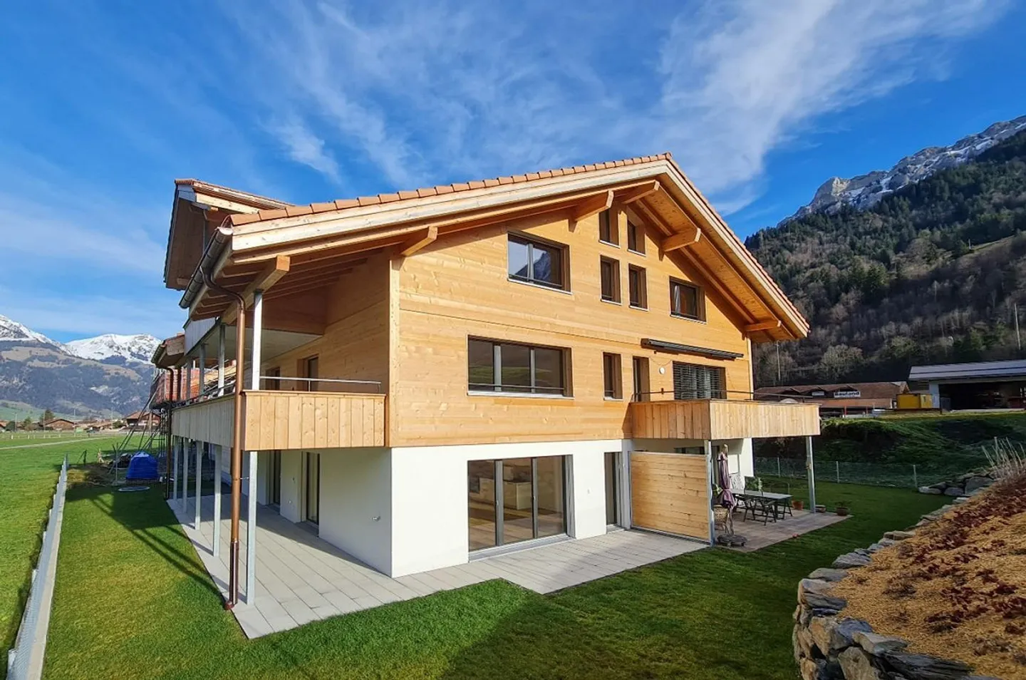 Appartement moderne 2.5 pièces avec balcon et belle vue à Kandergrund - Photo 21 sur 21