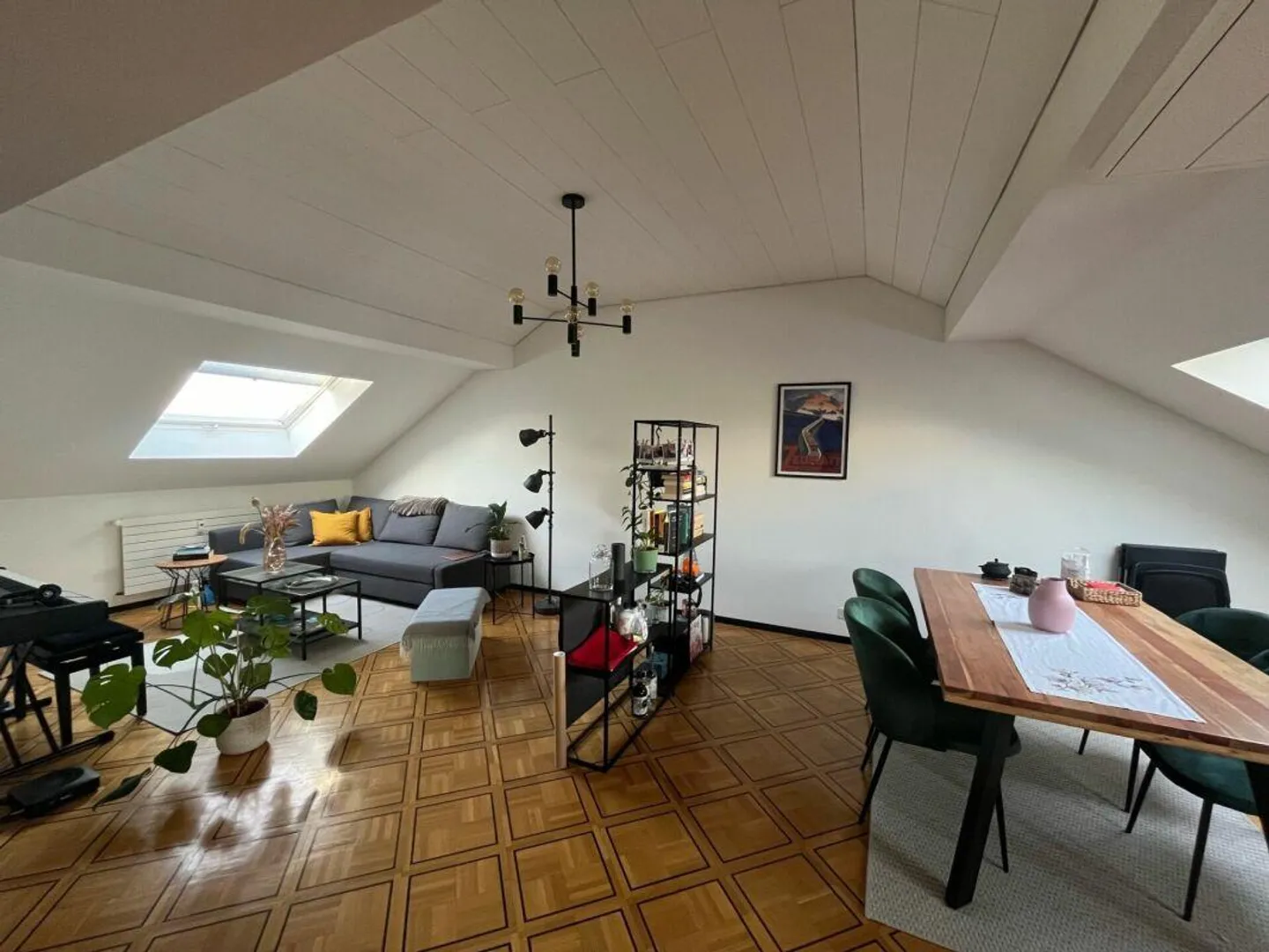Spacious 2-room apartment near SBB - Photo 7 of 7