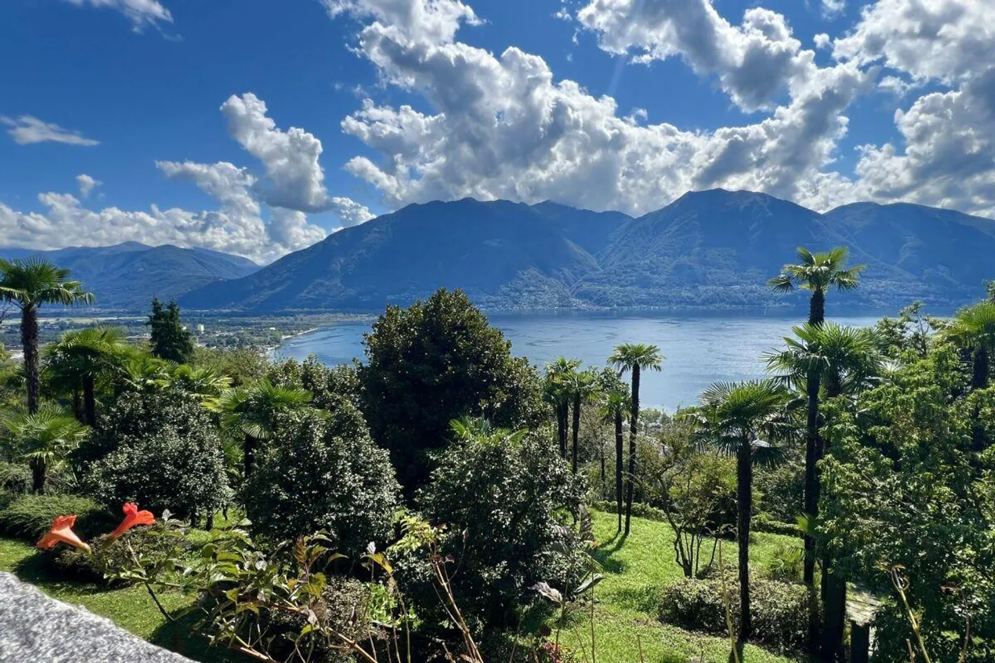 Large villa with stunning lake views for those who love to enjoy life - Photo 14 of 30