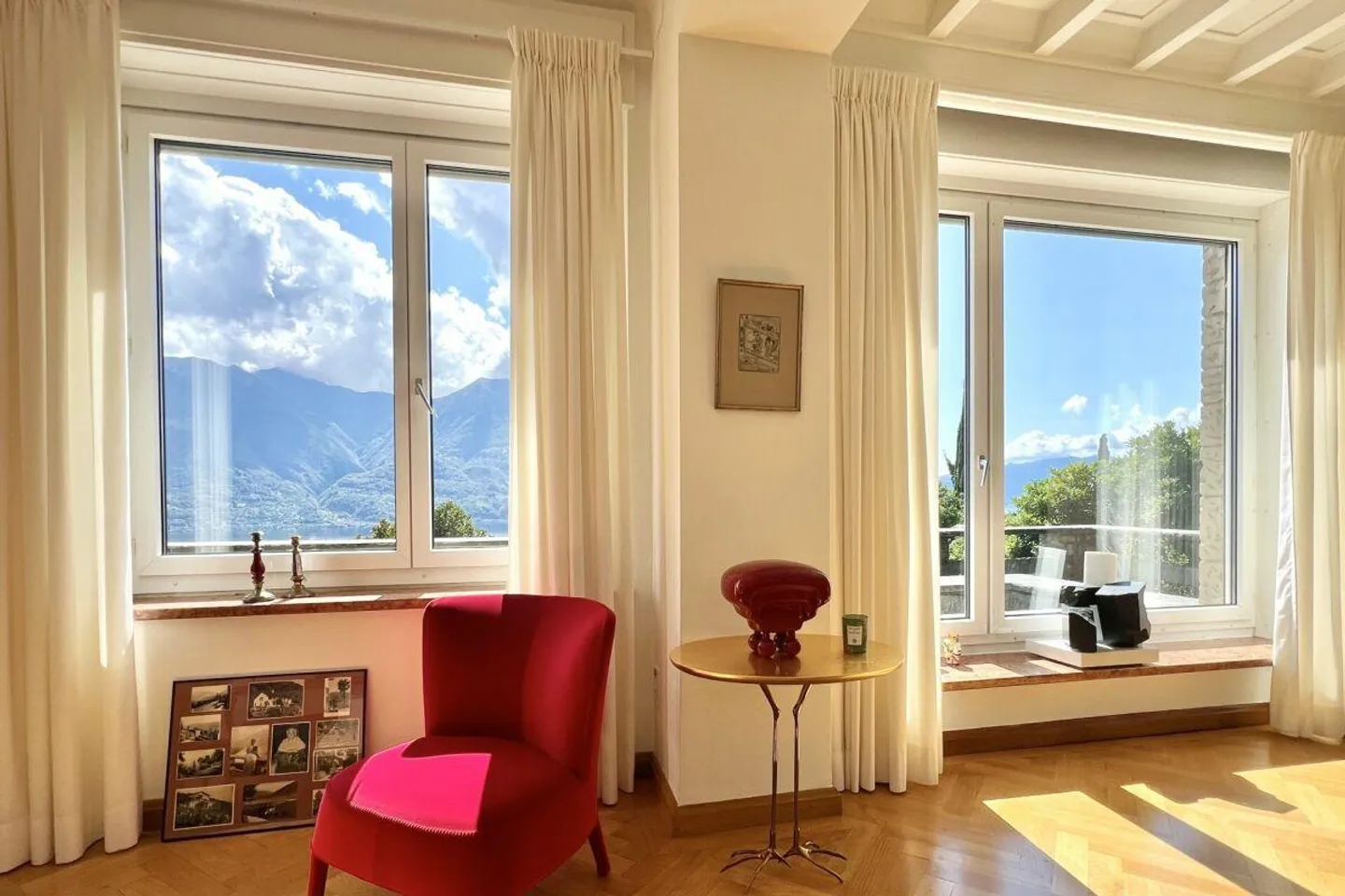 Large villa with stunning lake views for those who love to enjoy life - Photo 17 of 30