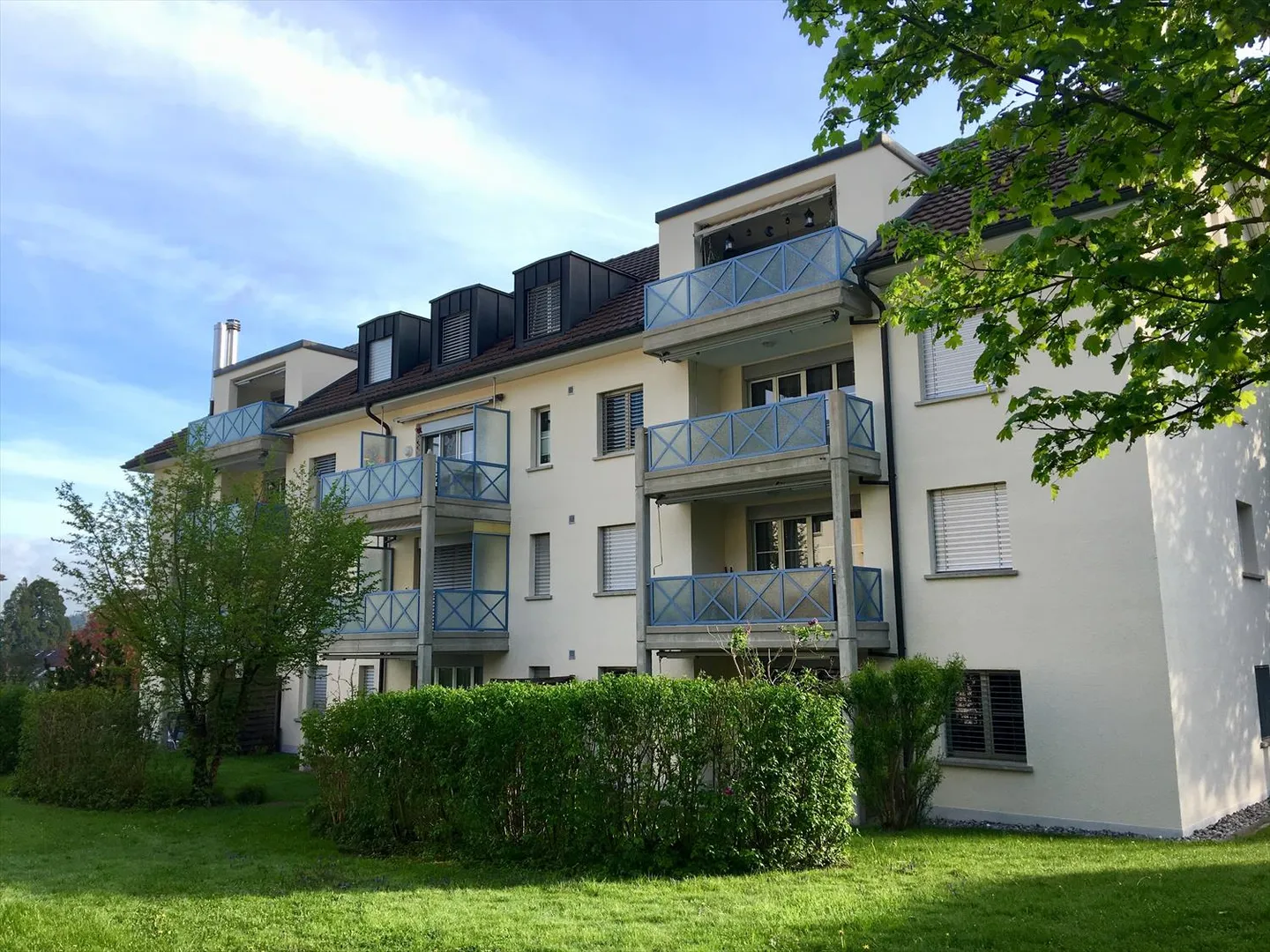 Appartement avec coin salon dans le jardin - Photo 1 sur 5