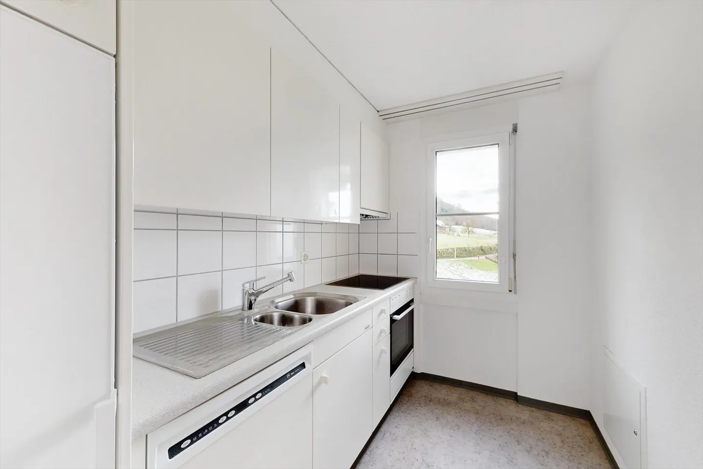 Appartement avec coin salon dans le jardin - Photo 2 sur 5