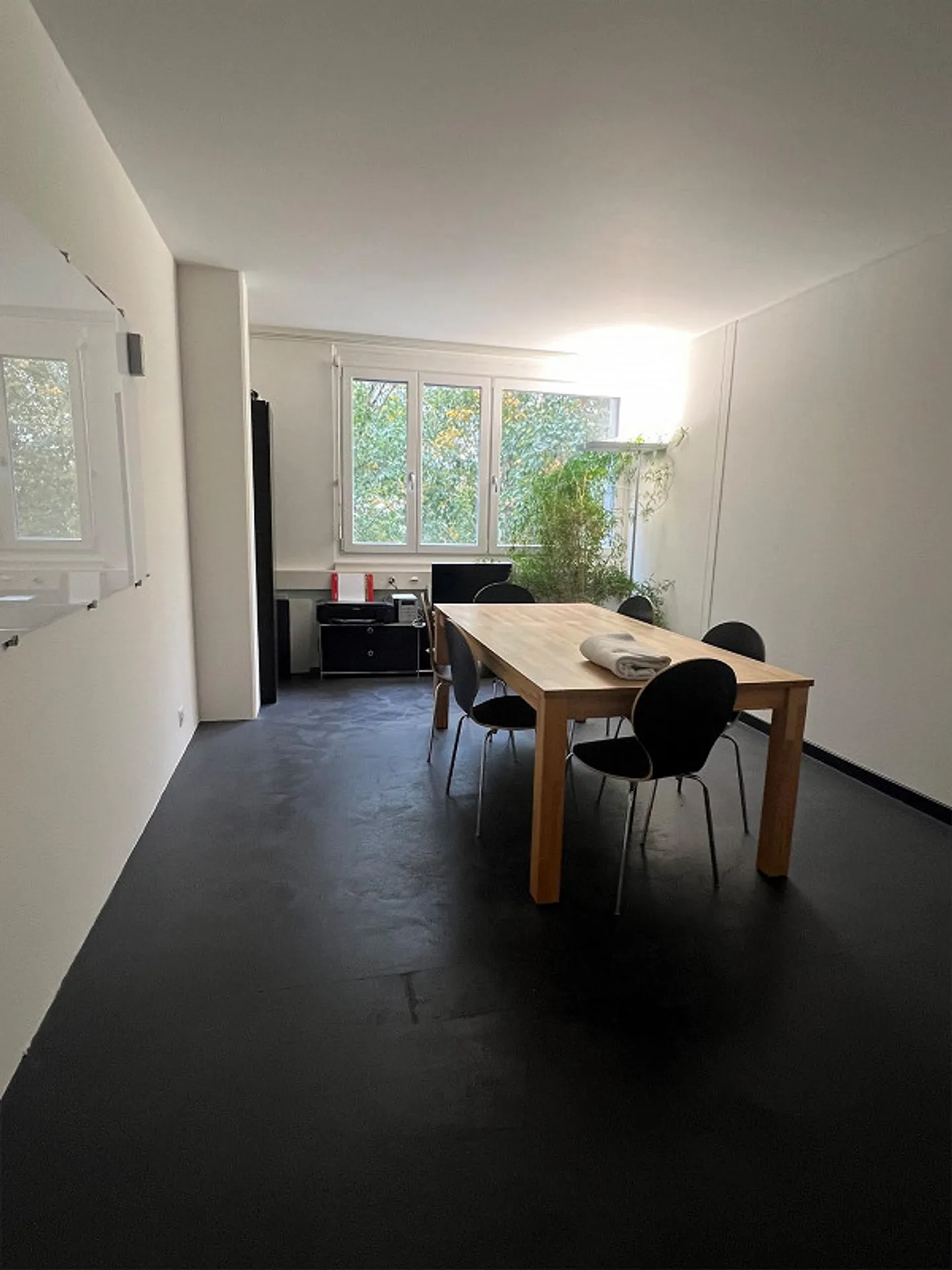 Helle und zeitgemässe Bürofläche an zentraler Lage in Luzern - Foto 5 von 8