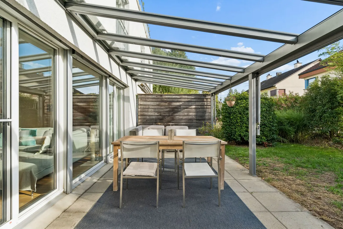 Vielseitige 7.5 Zimmer-Doppelhaus - Foto 4 von 15