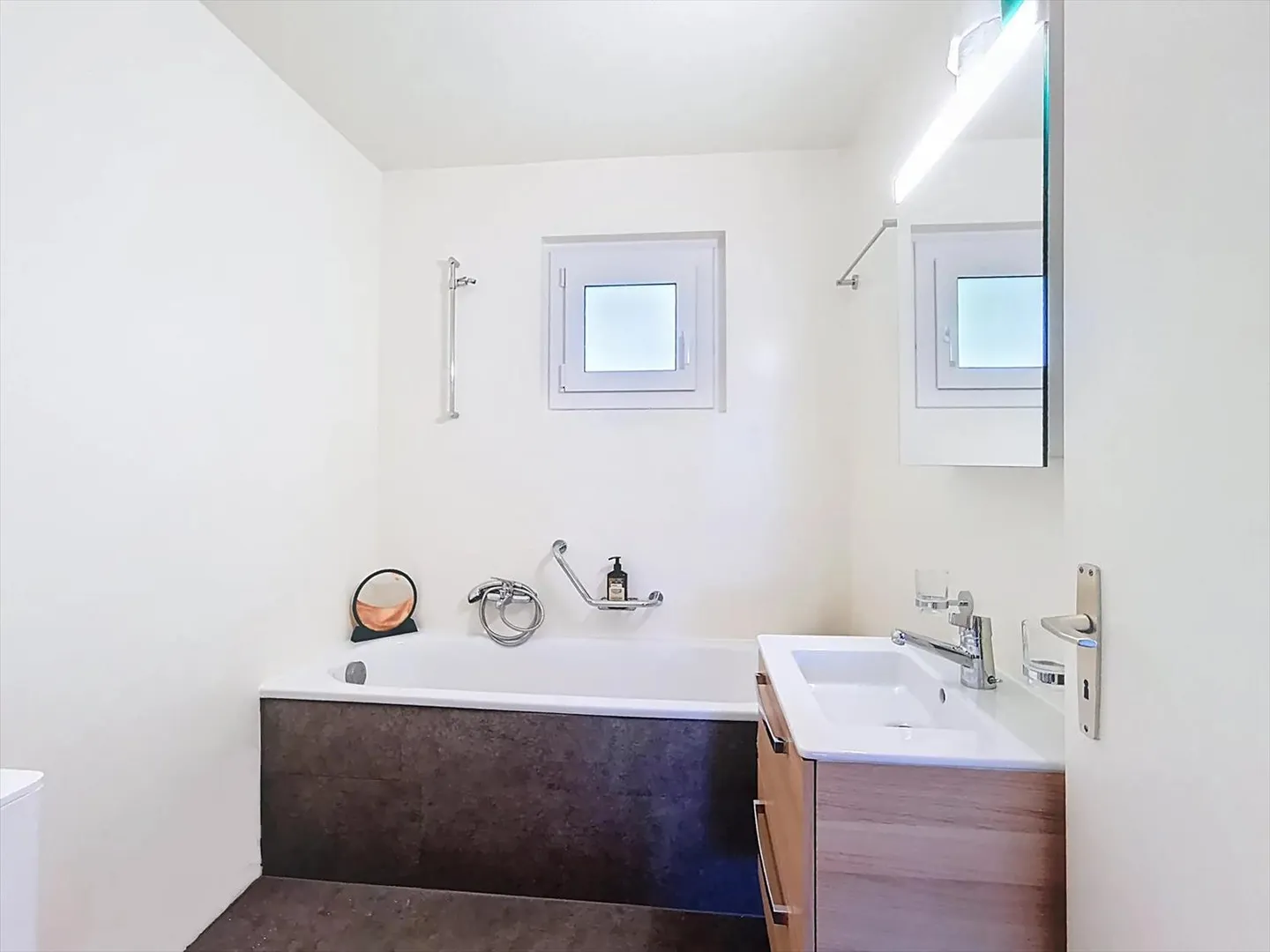 Appartement avec 4,5 pièces à vendre ! - Photo 6 sur 10