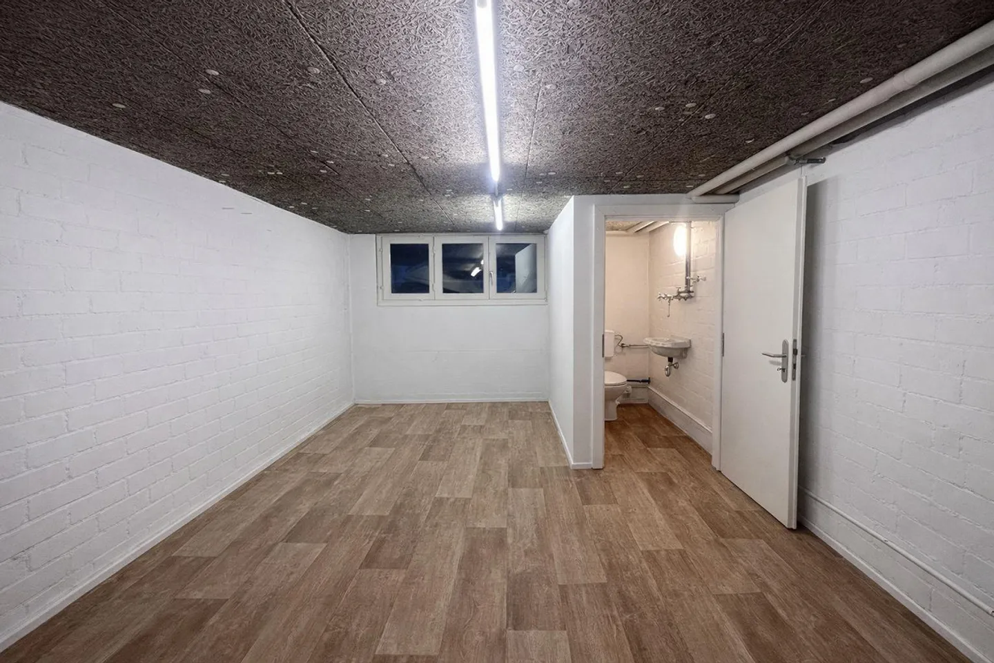 Vielseitiger 18 m² Raum in Luzern - Foto 2 von 3