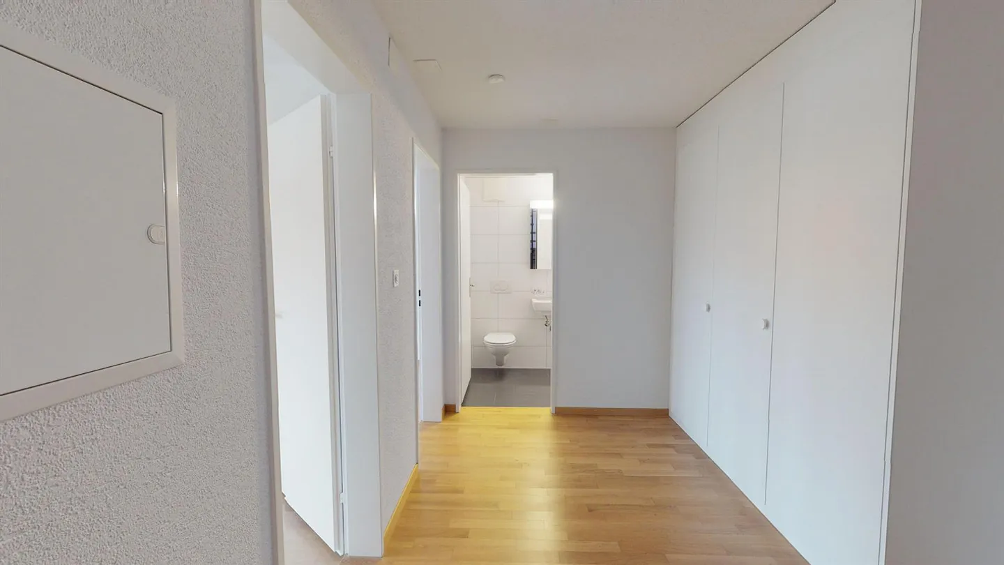 Modern Penthouse Apartment - Photo 8 of 8