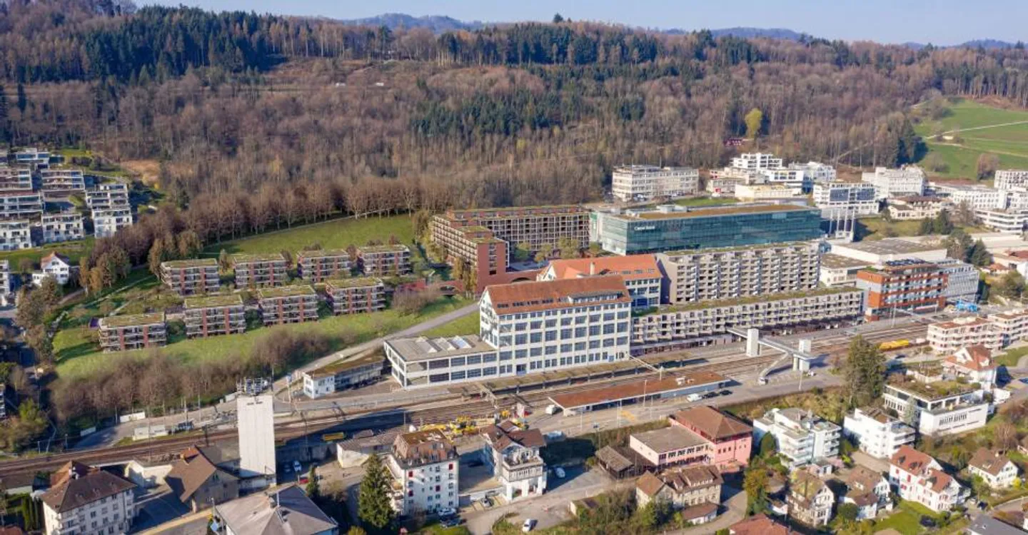 Spazi commerciali centrali e flessibili da utilizzare nell'area di Horgen Oberdorf - Foto 2 di 7