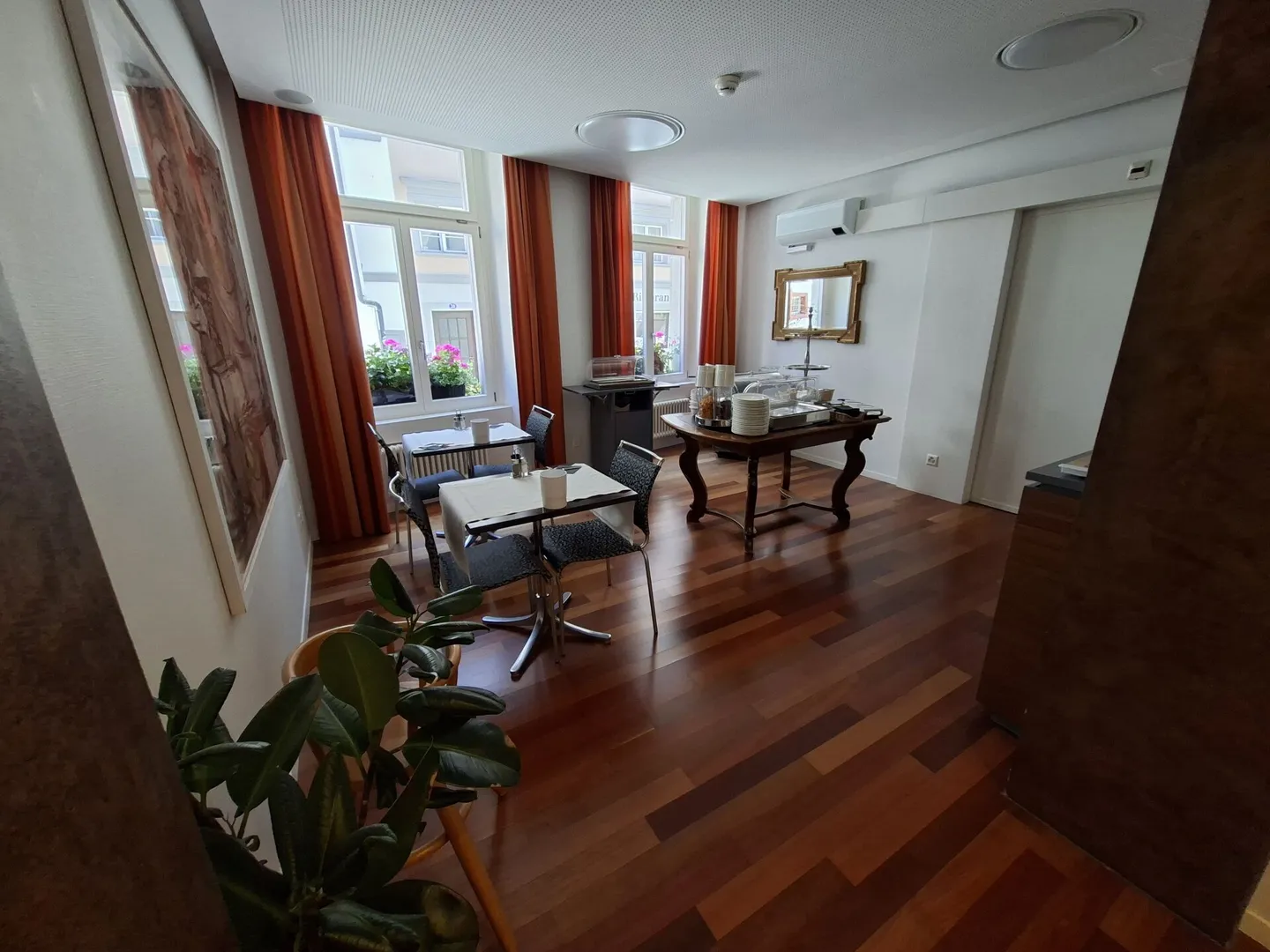 Belle chambre meublée avec salle de bain privée dans la vieille ville, 1er étage chambre 104 - Photo 5 sur 10