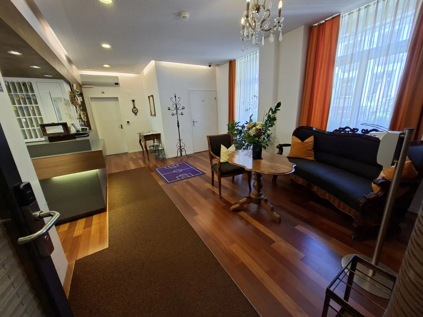 Belle chambre meublée avec salle de bain privée dans la vieille ville, 1er étage chambre 104 - Photo 6 sur 10