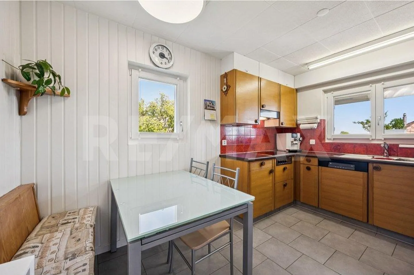 Renovated single to two-family house in the center of Orpund - Photo 9 of 13