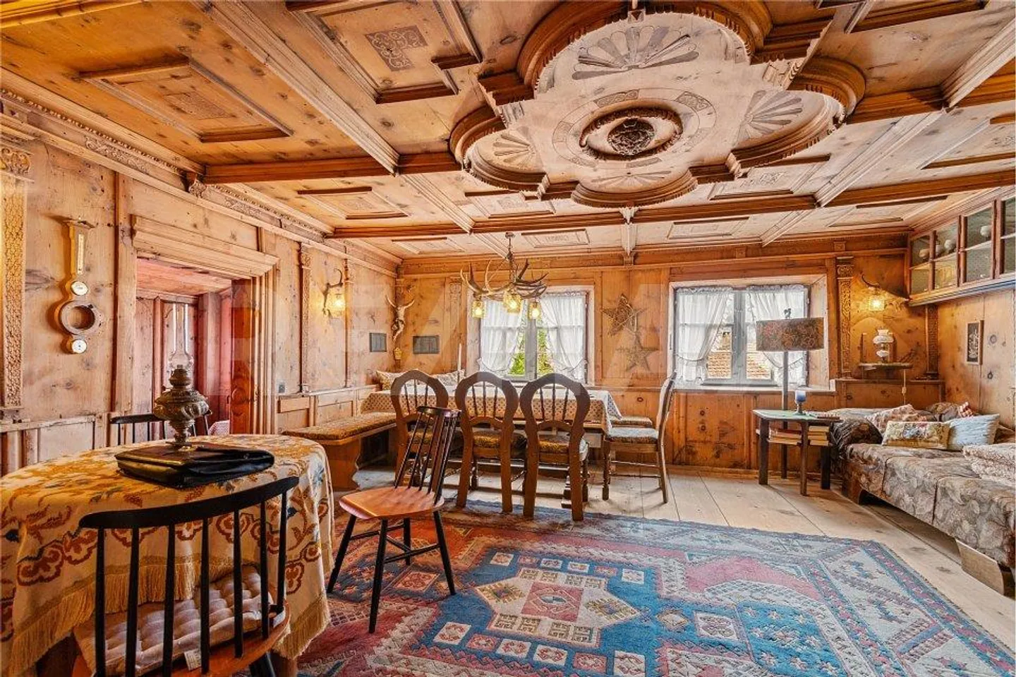 Charmant (par Sprecher) maison bifamiliale avec histoire - Votre nouveau... - Photo 7 sur 13