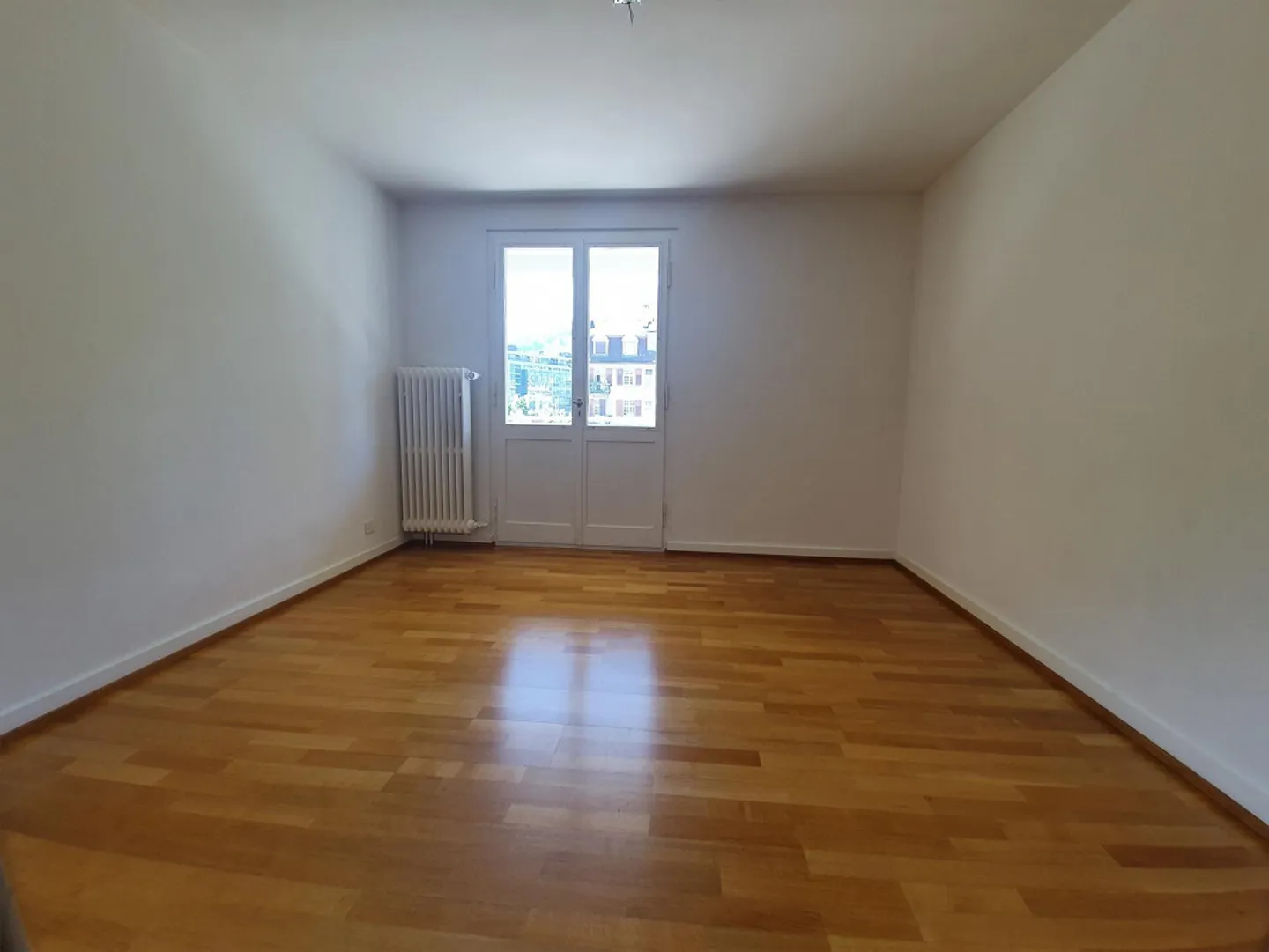 Appartamento luminoso in una posizione centrale - Foto 6 di 10