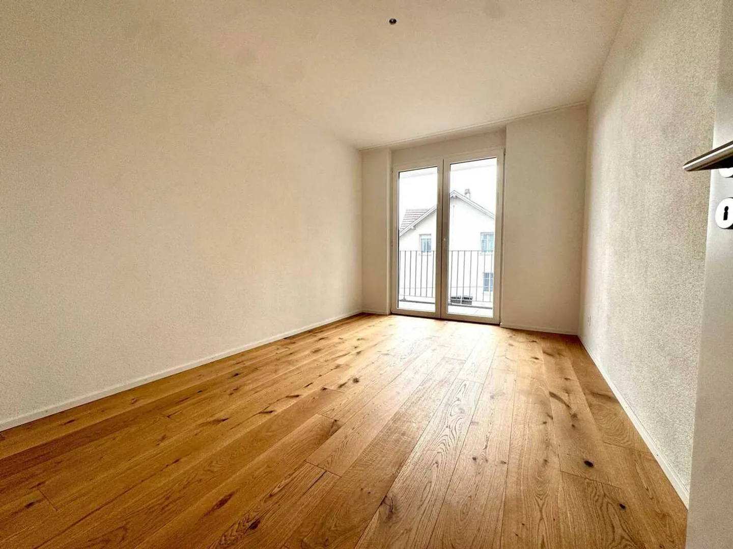 Appartement moderne avec balcon - Photo 5 sur 13