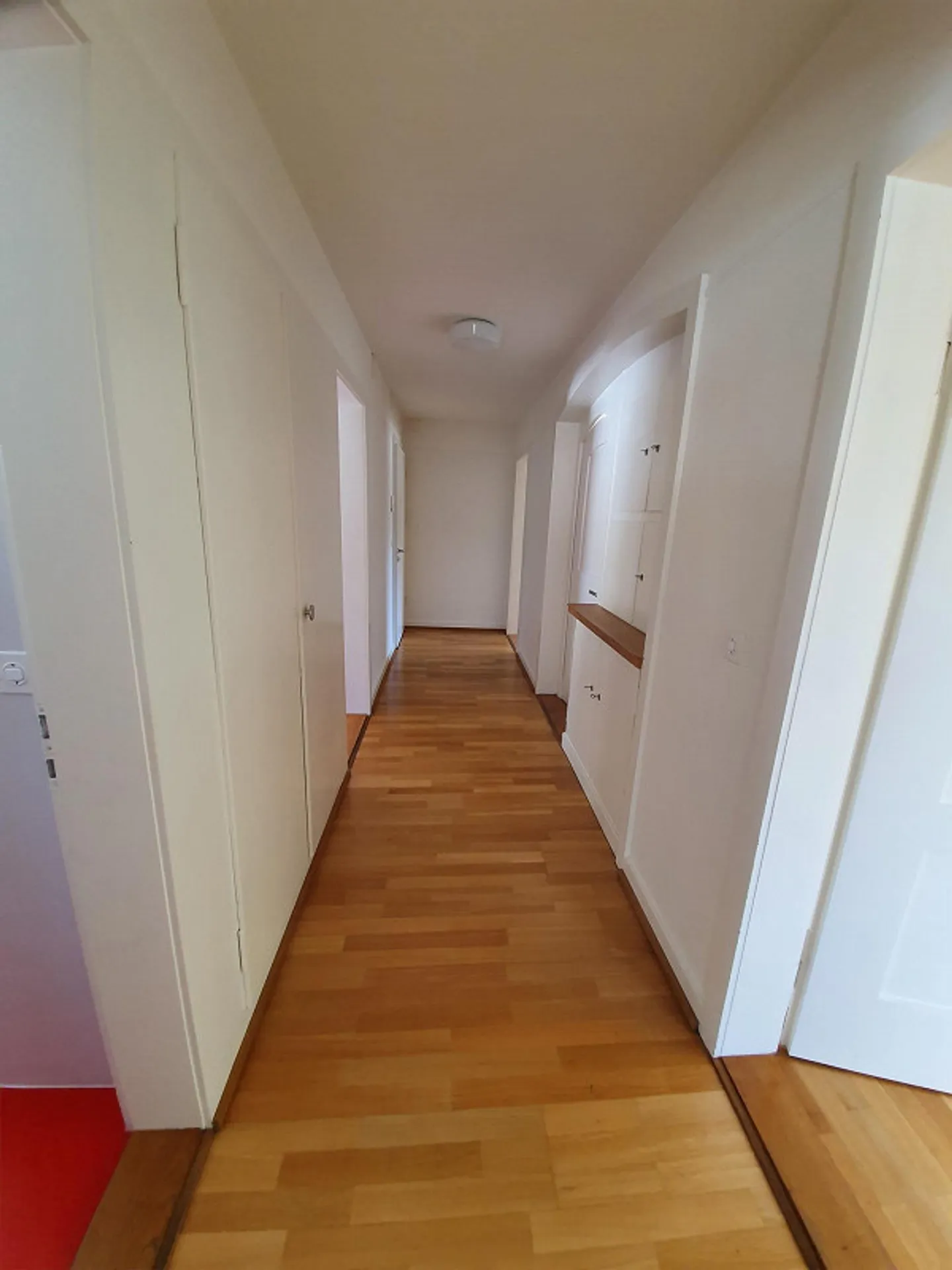 Appartamento luminoso in una posizione centrale - Foto 9 di 10