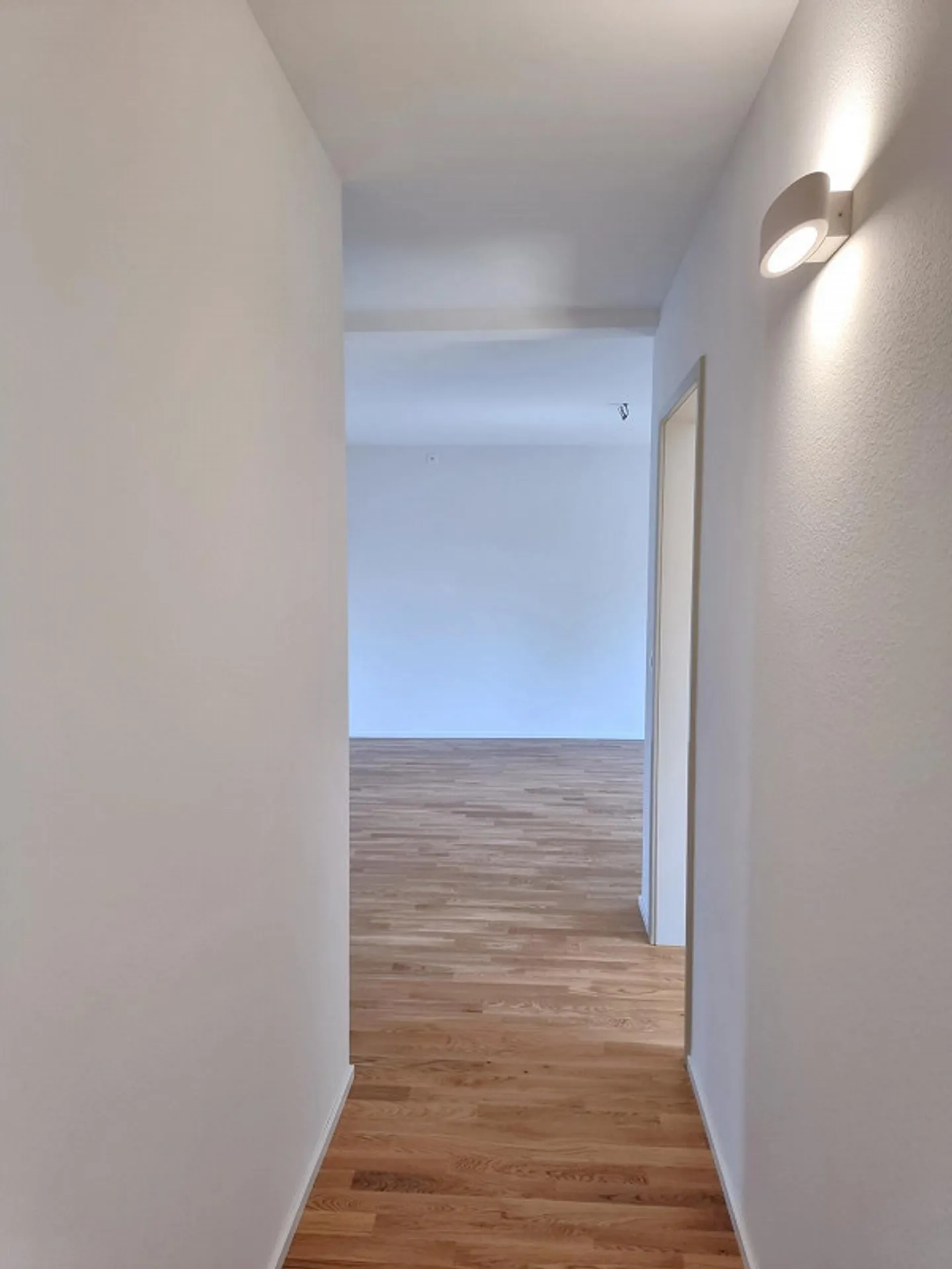 Appartamento 4 1/2 locali con finiture superiori alla media - Foto 6 di 9