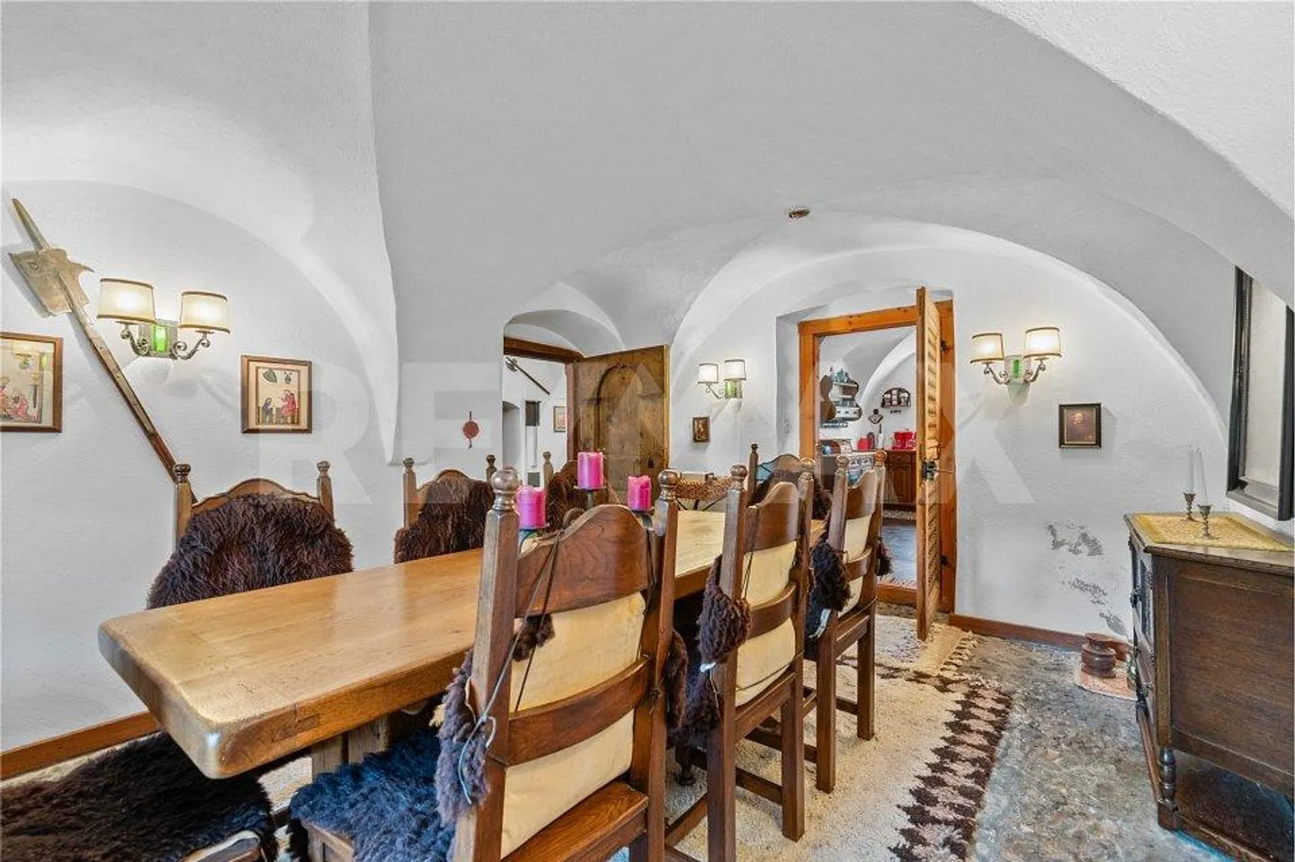 Charmant (par Sprecher) maison bifamiliale avec histoire - Votre nouveau... - Photo 11 sur 13