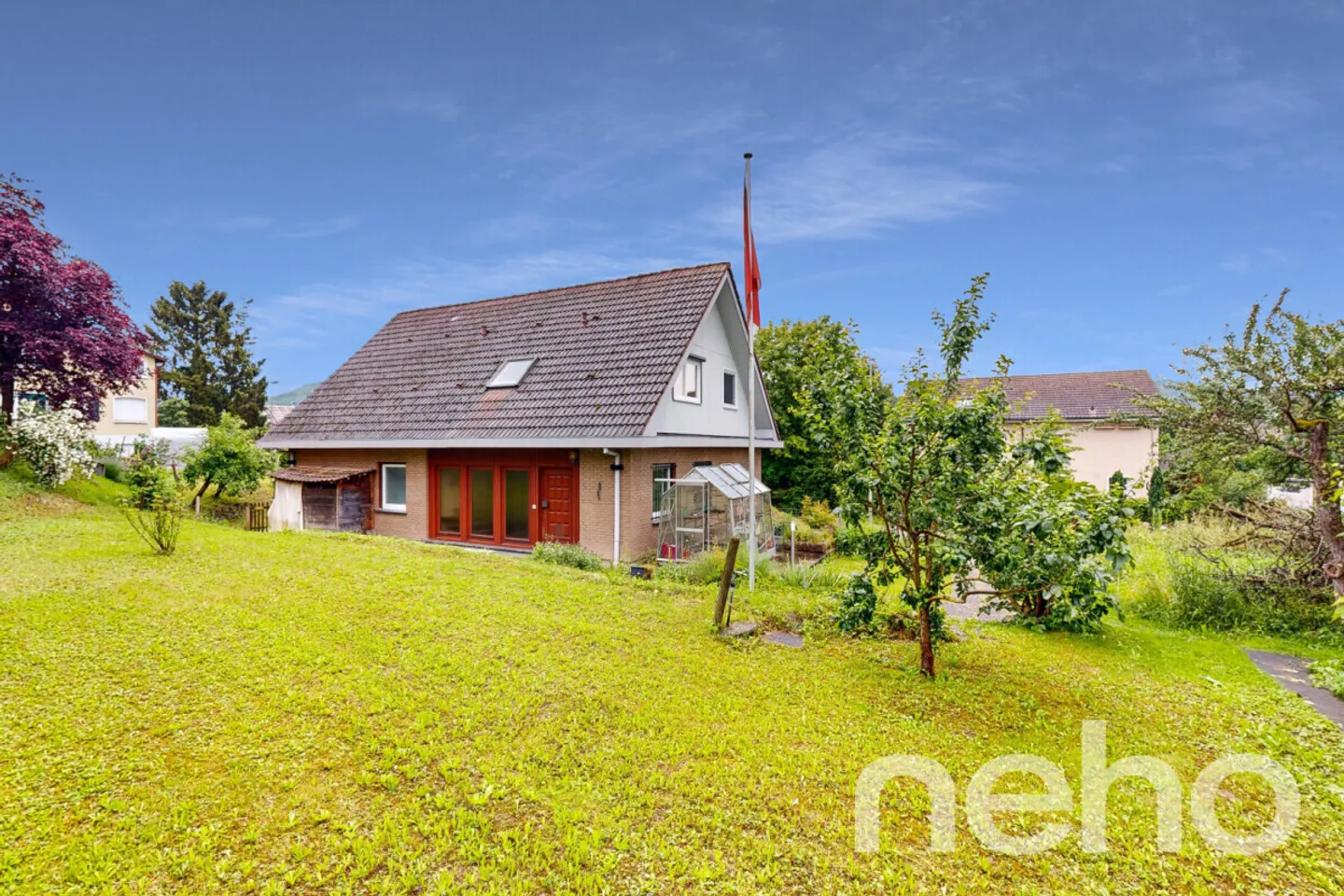 Charmantes Einfamilienhaus mit Gartenidylle und viel Platz in Magden - Foto 11 von 13