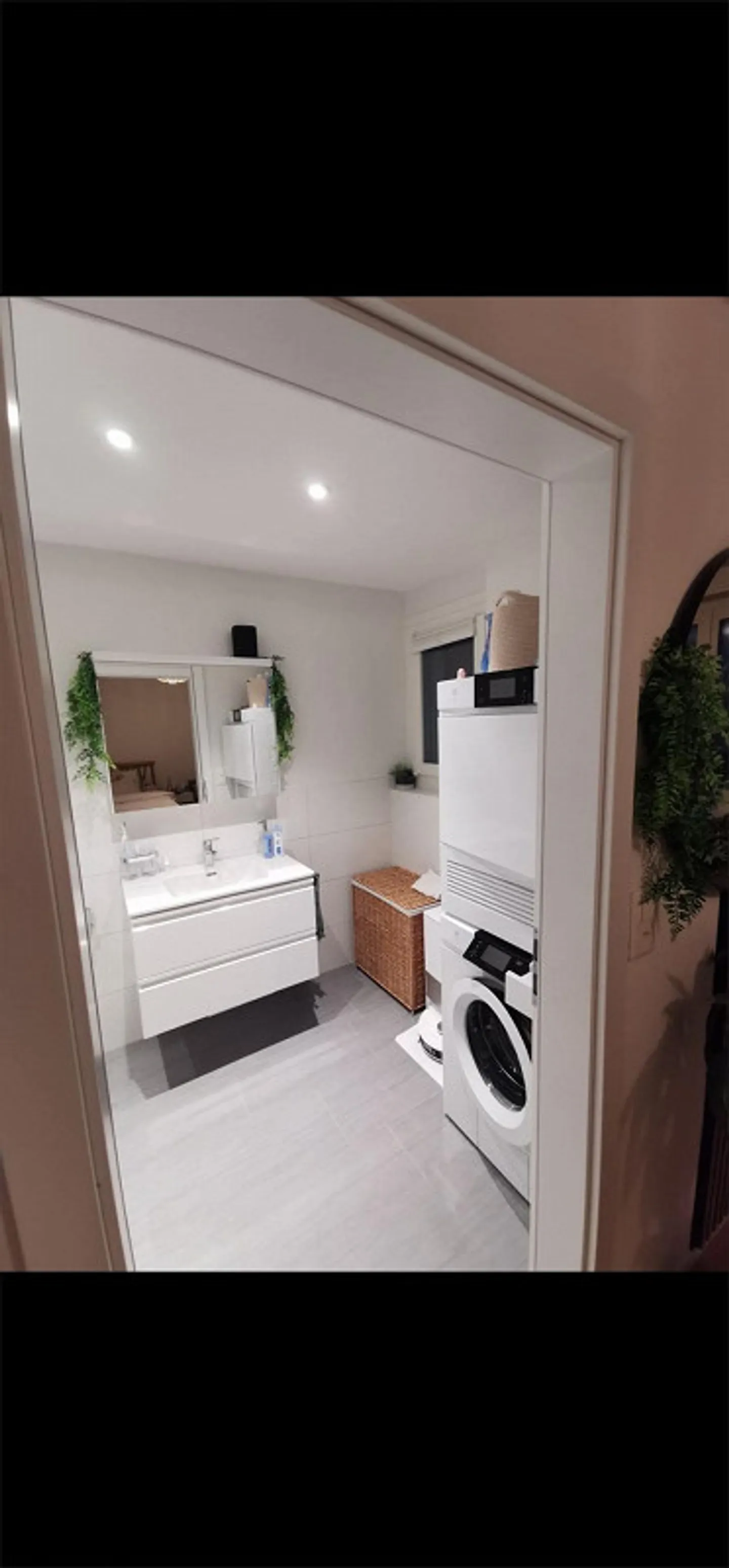 Moderno appartamento 2 1/2 stanze Città Vecchia Sciaffusa - Foto 3 di 8