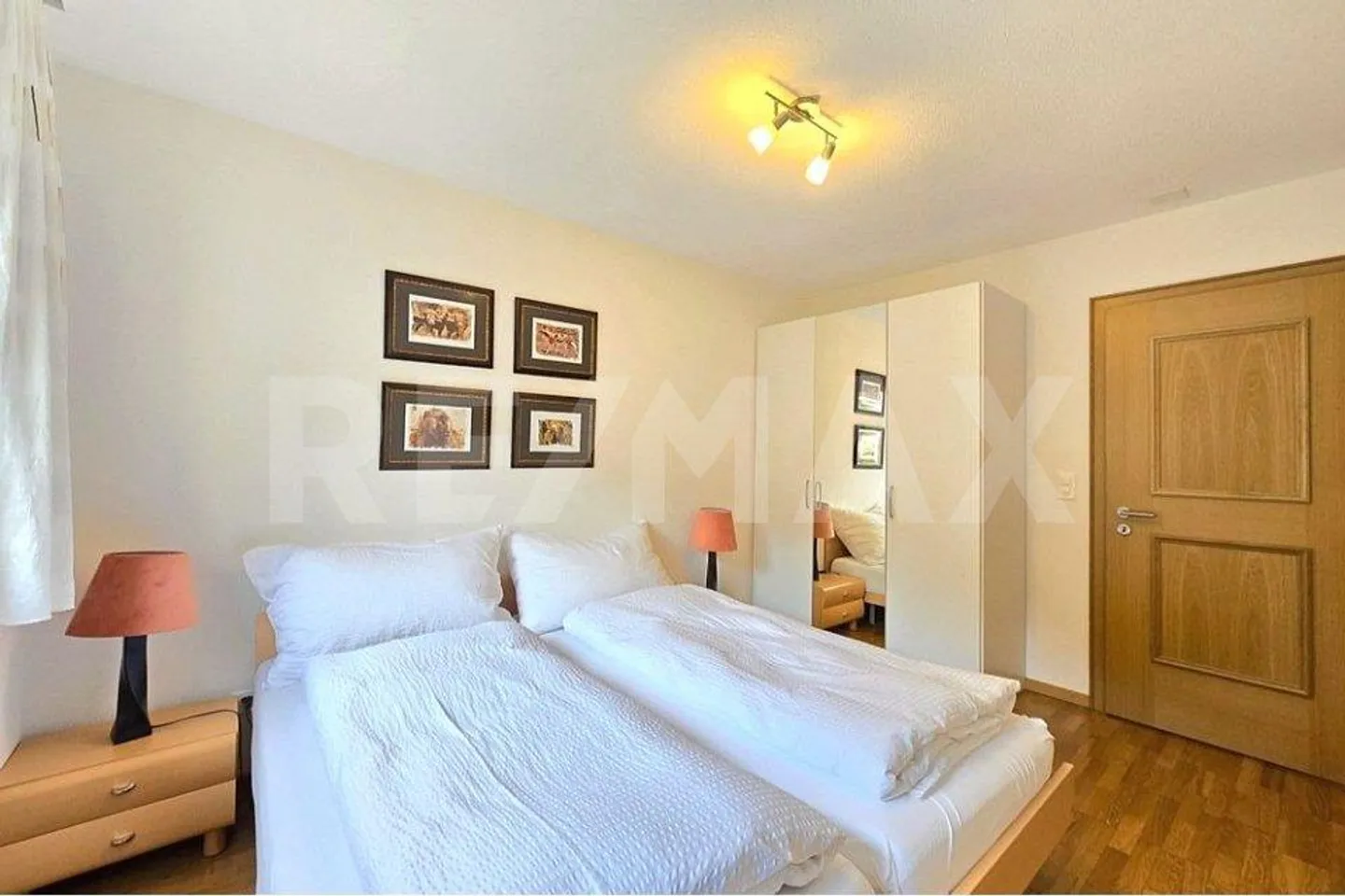 Stylish 5.5-room apartment with exclusive wellness area in Leuk... - Photo 9 of 13