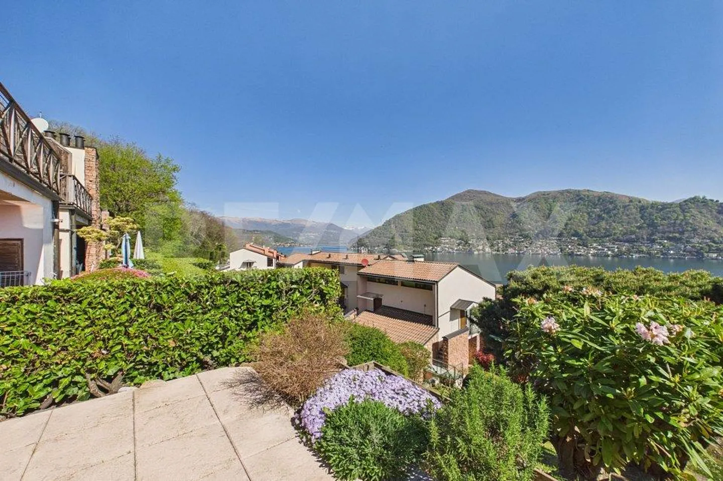 Renovierte Zwei-Zimmer-Wohnung mit Seeblick - Cuasso al Lago - Italien - Foto 9 von 13