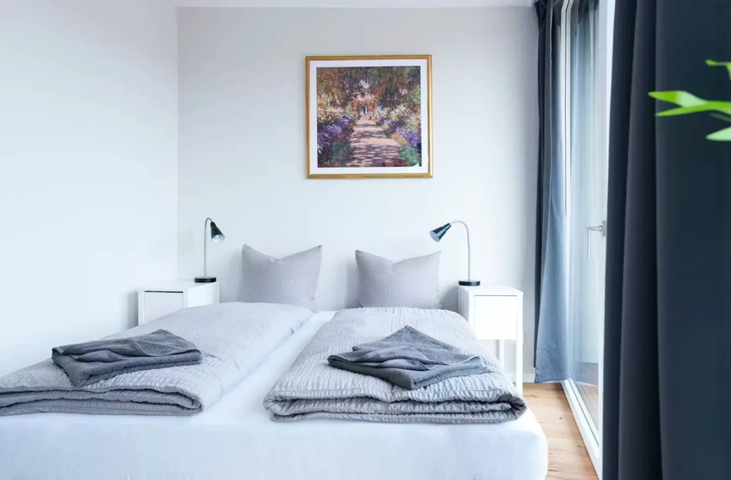 Charming Apartment in Basel - Photo 2 of 10