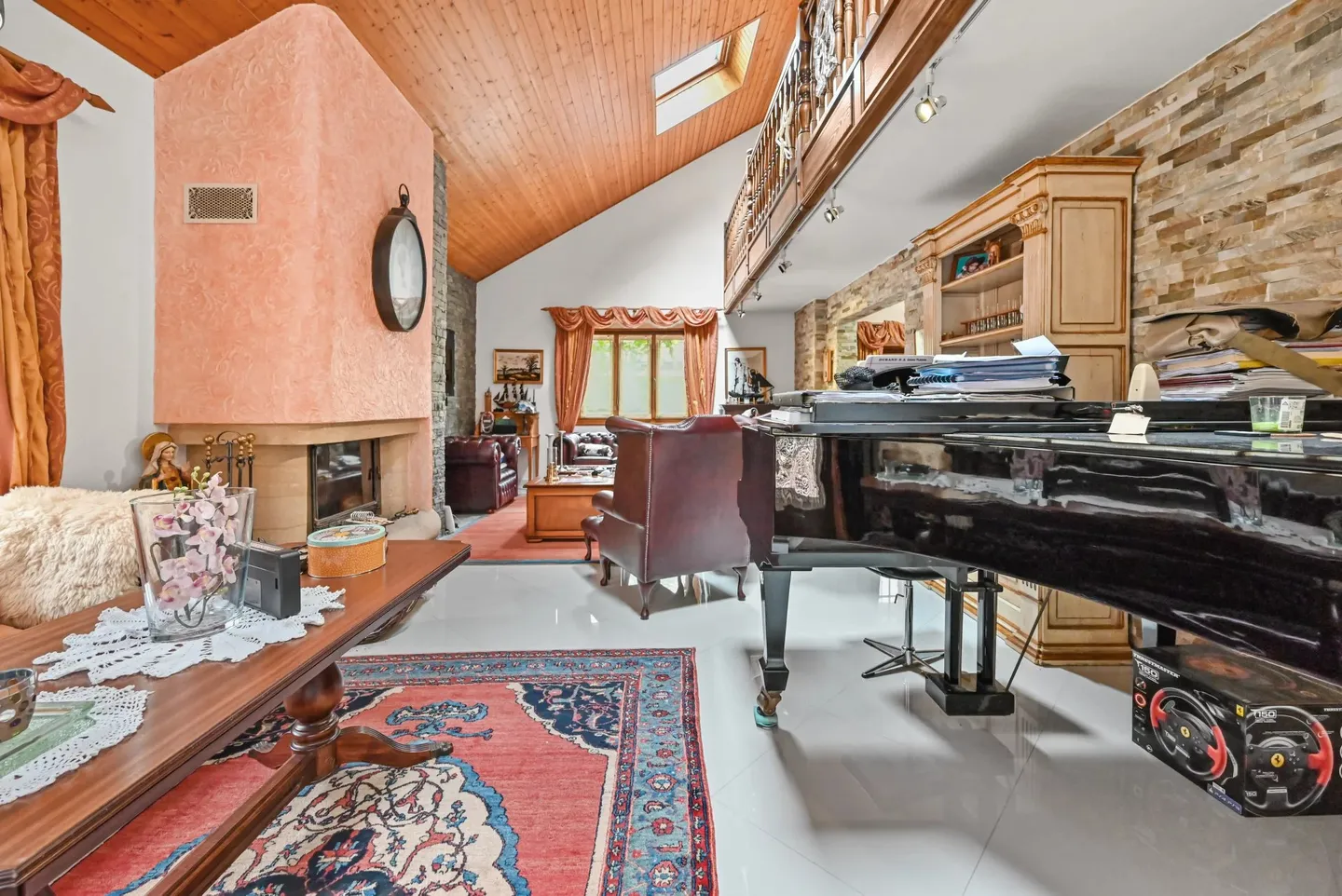 BOUVERET - BEAUTIFUL INDIVIDUAL VILLA 8 ROOMS WITH POOL AND GARDEN - Photo 7 of 19