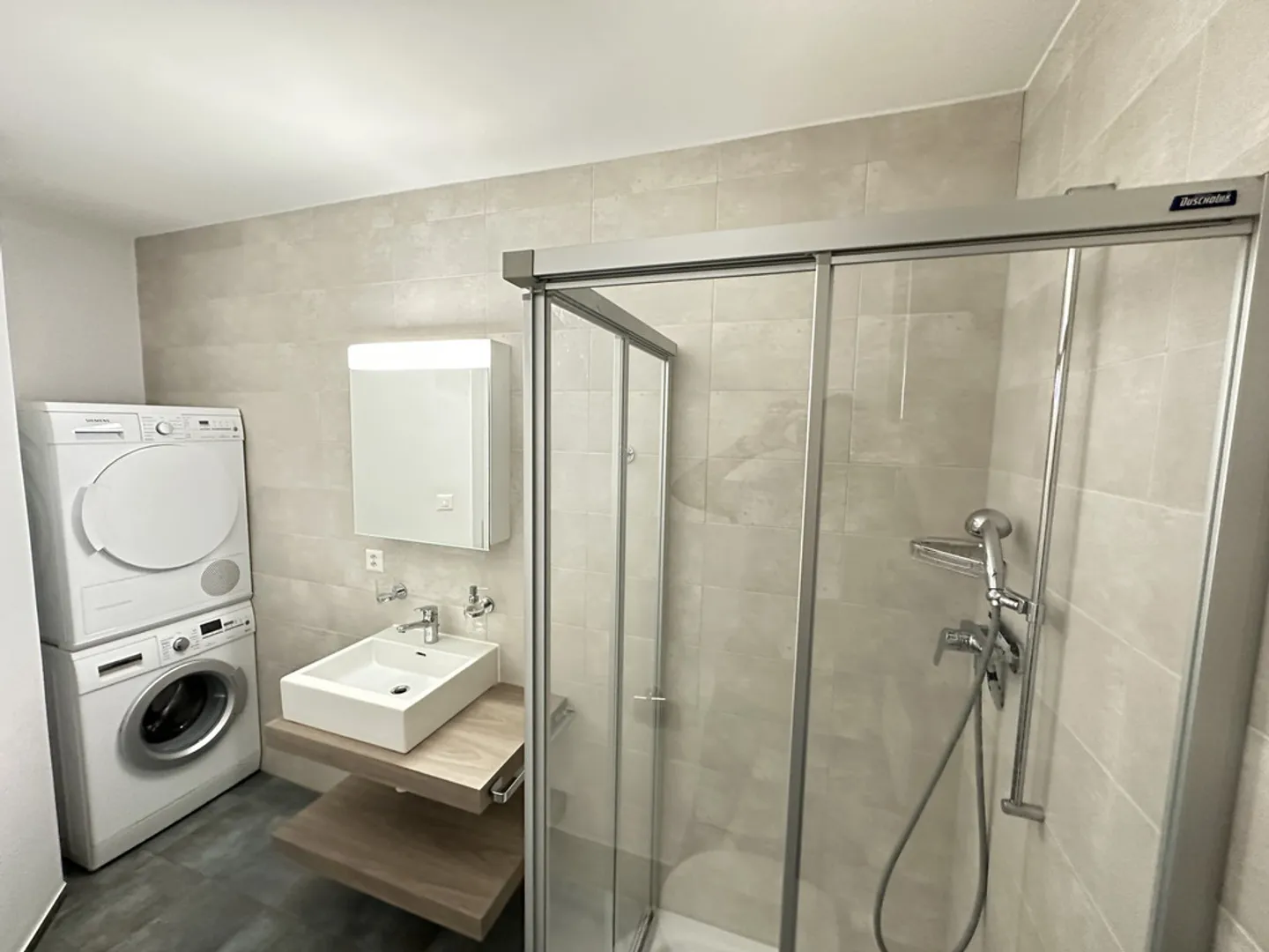 A large sunny terrace in a quiet neighborhood - Photo 9 of 11