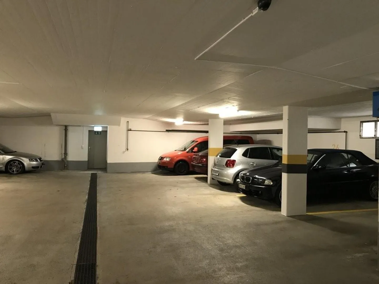 Einstellplätze in Dübendorf - Foto 1 von 1