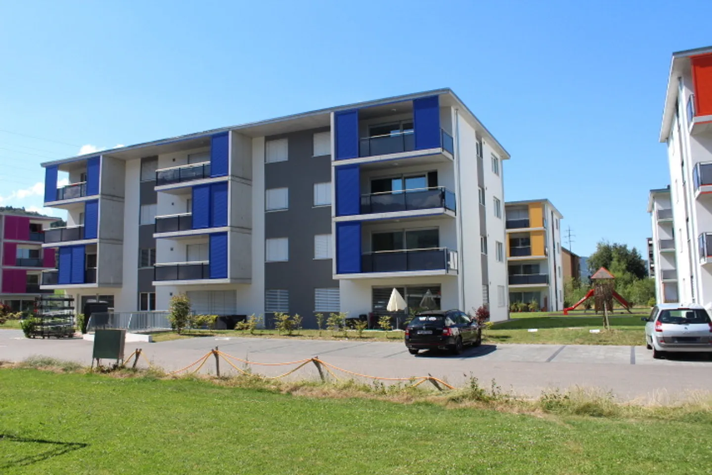 A large sunny terrace in a quiet neighborhood - Photo 11 of 11