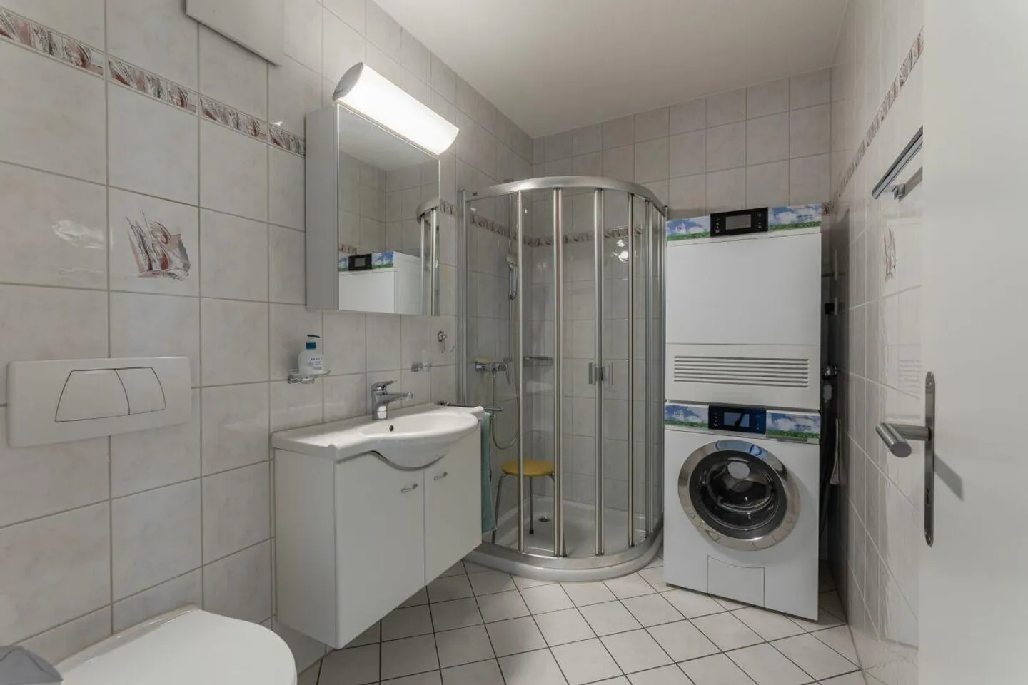4 1/2-Zimmer-Stadtwohnung an zentraler und ruhiger Lage in Zug - Photo 12 of 17