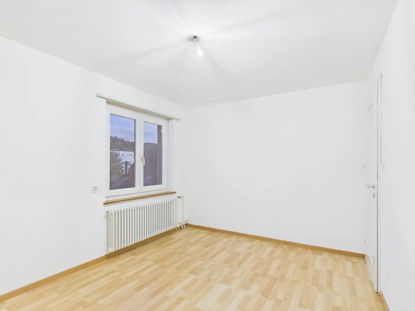 Appartamento affascinante con 3 stanze a Frenkendorf - Foto 3 di 7