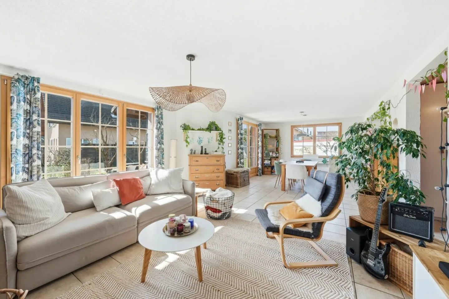 Magnifique villa individuelle à Yvonand, à quelques pas des plages ! - Photo 2 sur 14