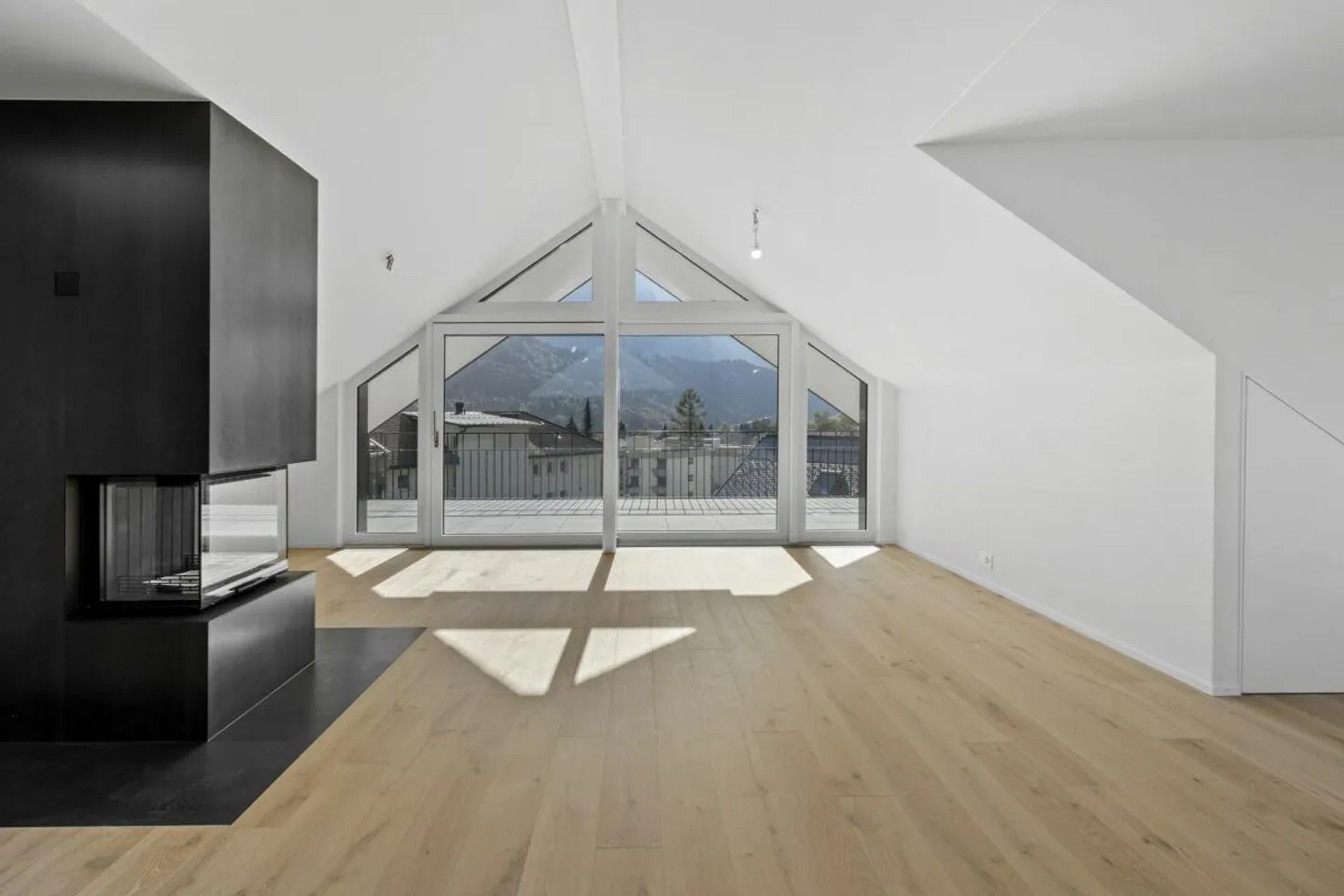 Alpine Luxury on Three Floors - Photo 6 of 30