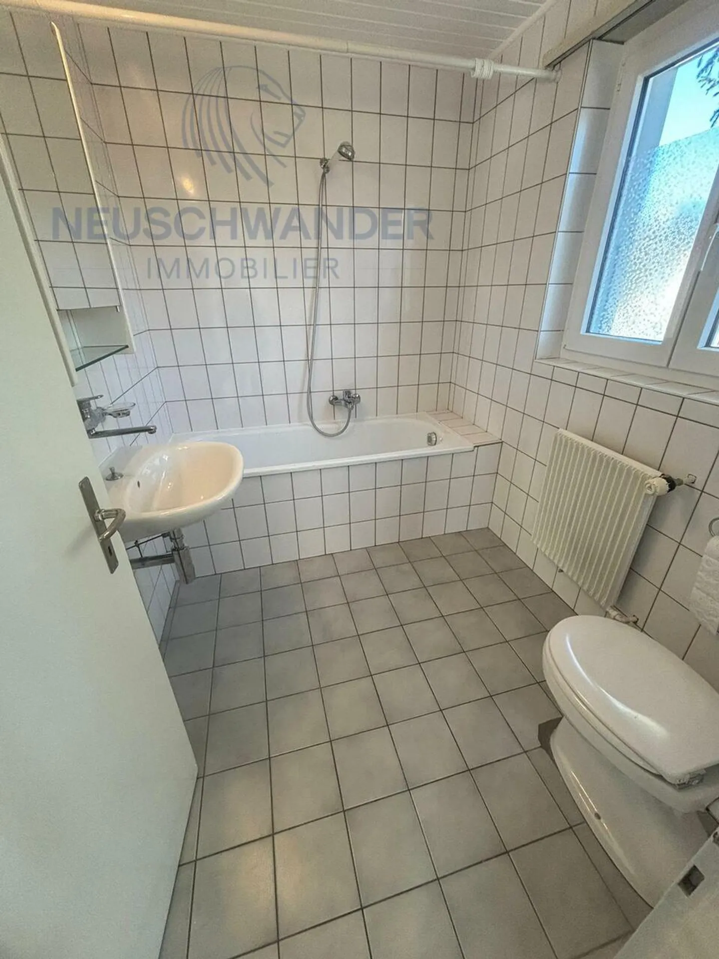 Apartment for rent - Photo 8 of 11