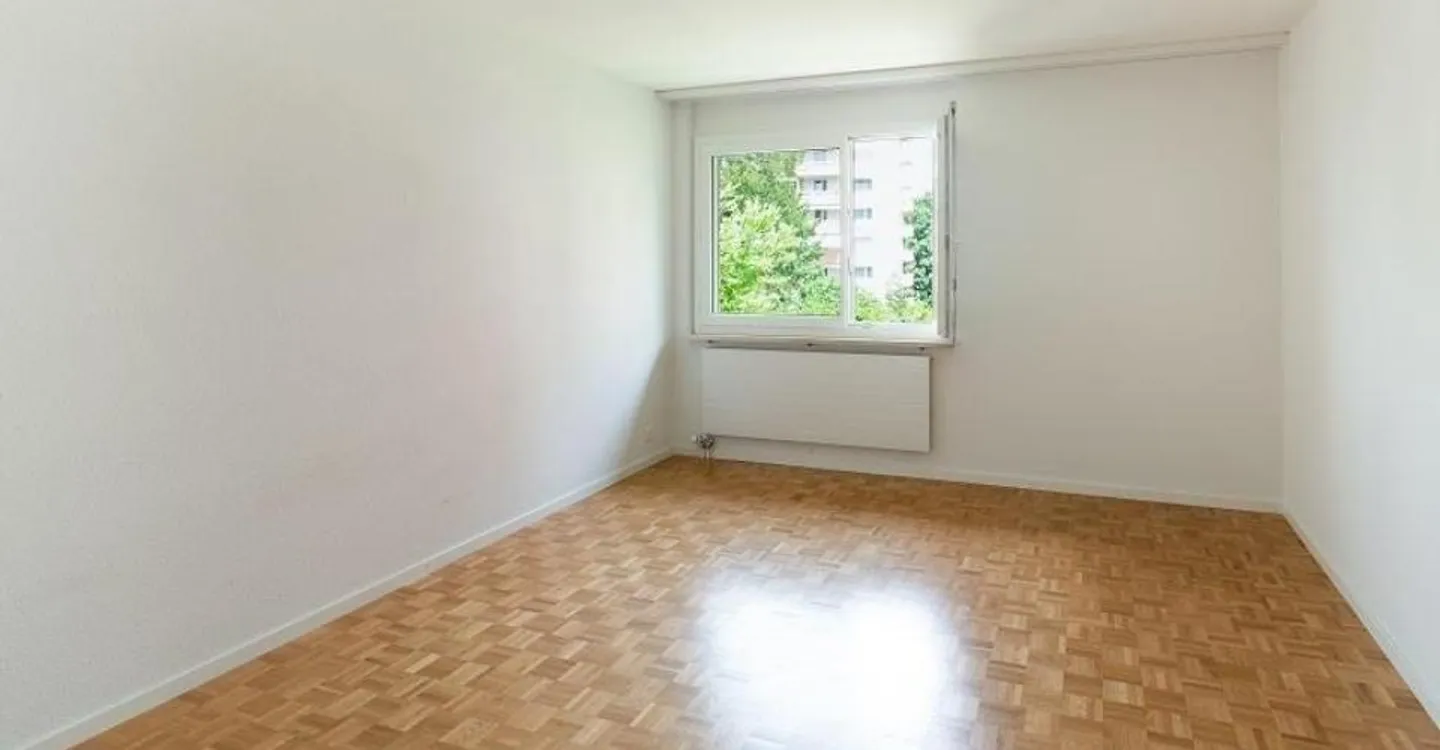 Balcone con sole serale, cucina moderna aperta sul soggiorno - Foto 3 di 6