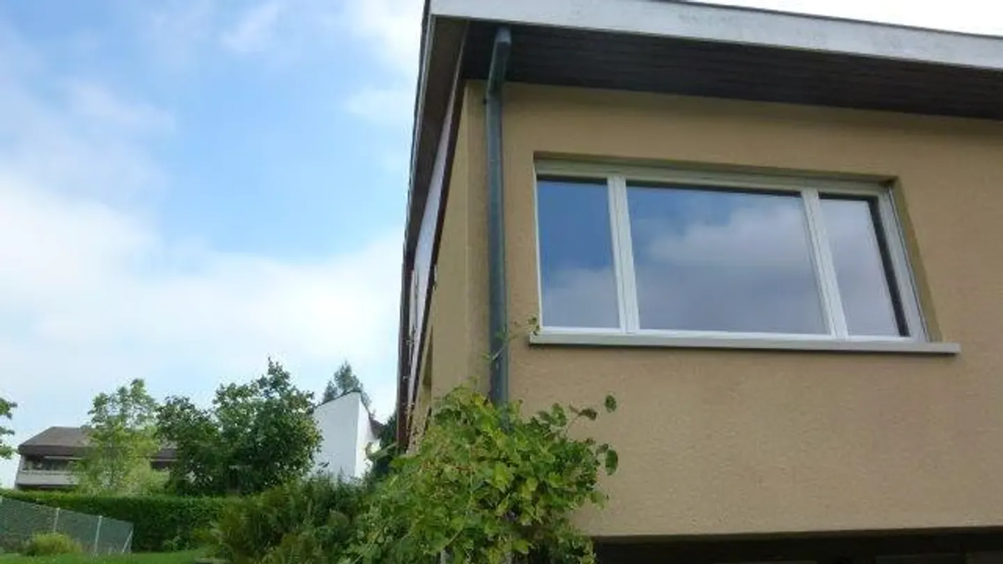Charmante maison individuelle de 5,5 pièces à Embrach, limitée à un an - Photo 44 sur 49