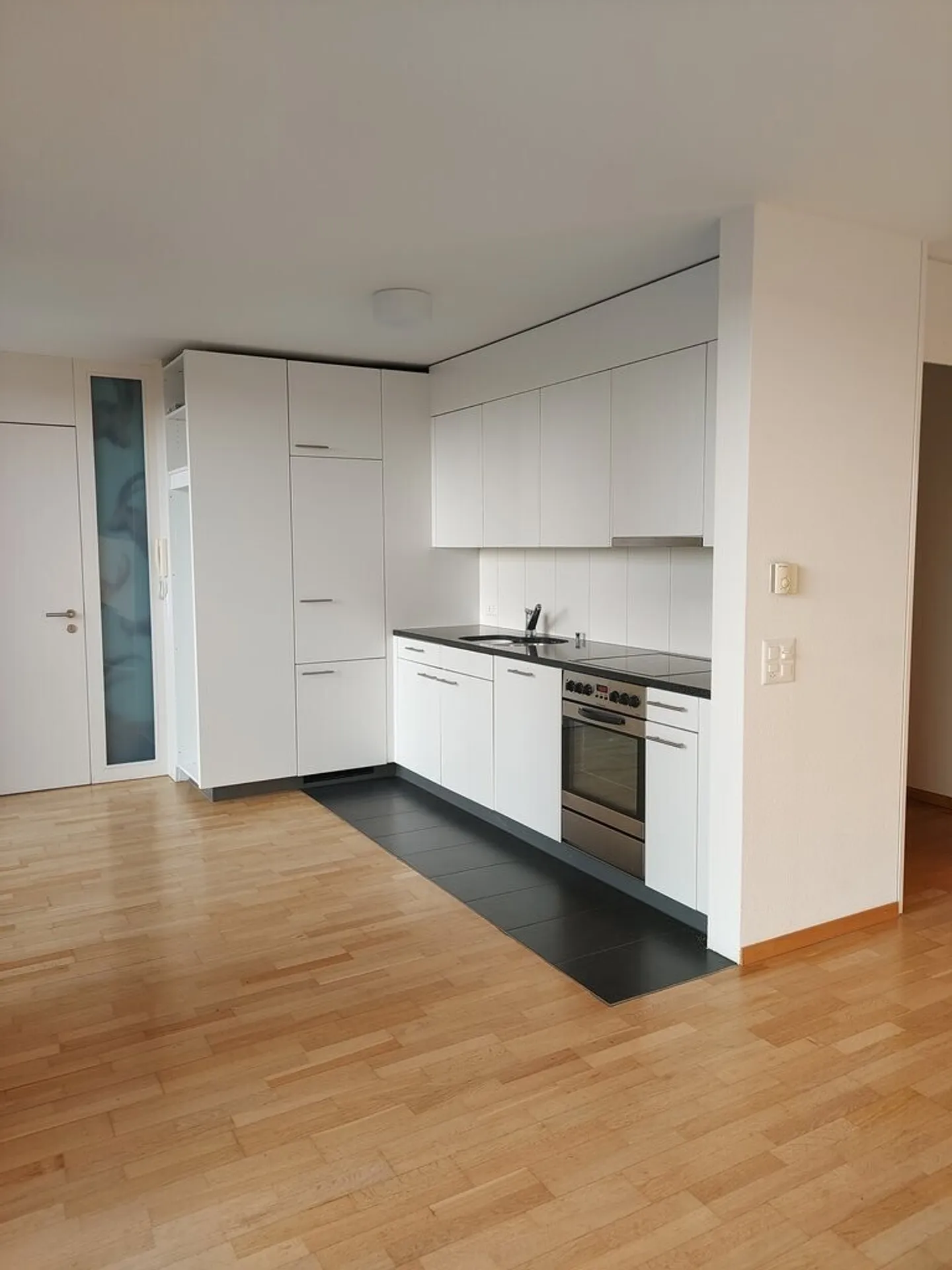 Here ends your apartment search - Photo 4 of 8