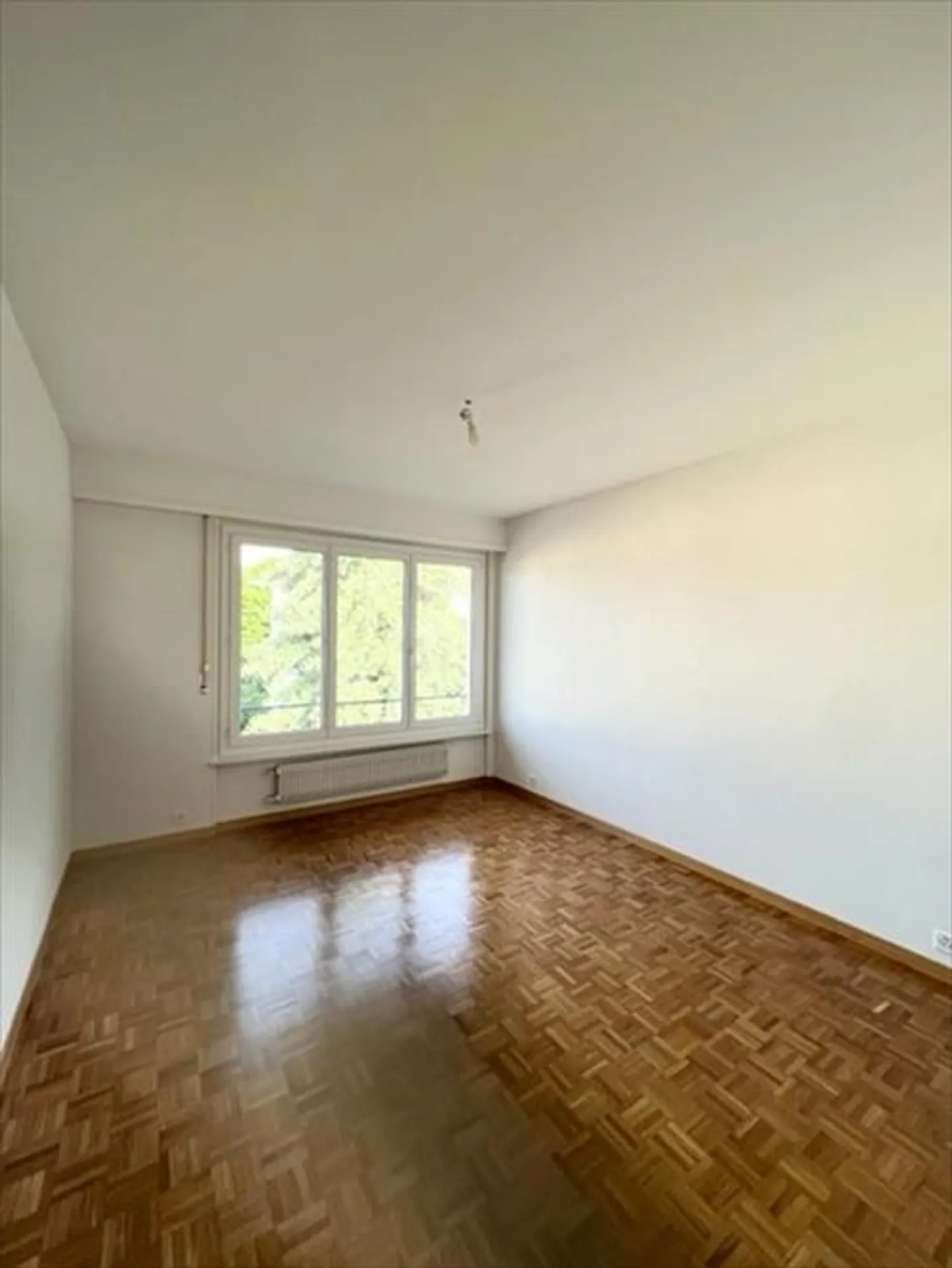 Pully - Magnificent bright 5-room apartment and 1-2 on the 3rd floor - Chemin de Fontannettaz 23 - Photo 10 of 10