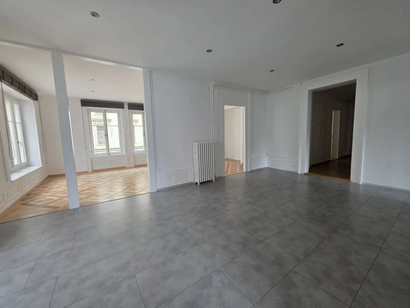 4,5 AUSGEZEICHNETE ZIMMER VON 150 M2 - Foto 5 von 10