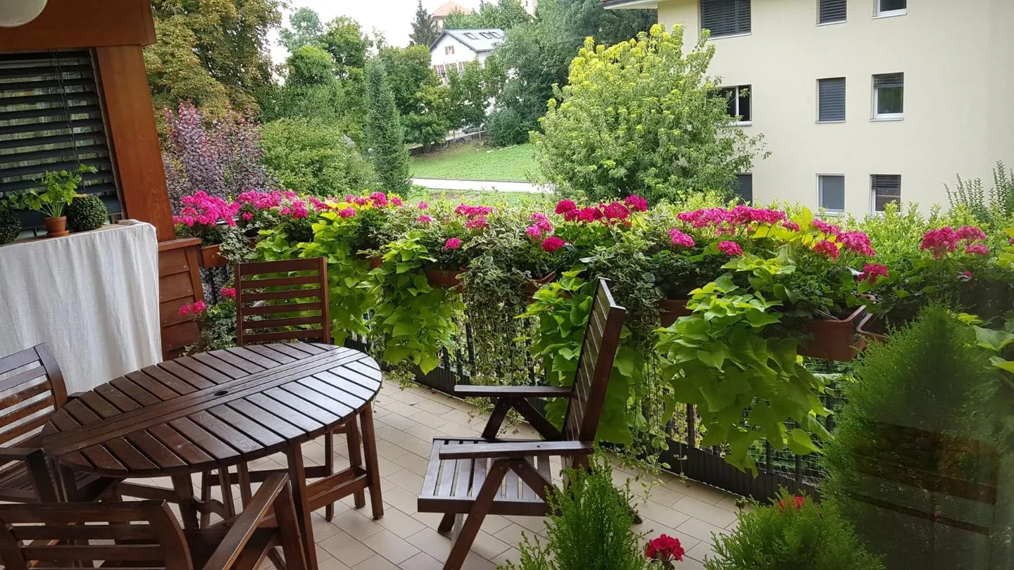 Wunderschöne 6-Zimmer-Wohnung mit 161 m² in einer begehrten Wohngegend - Foto 3 von 8