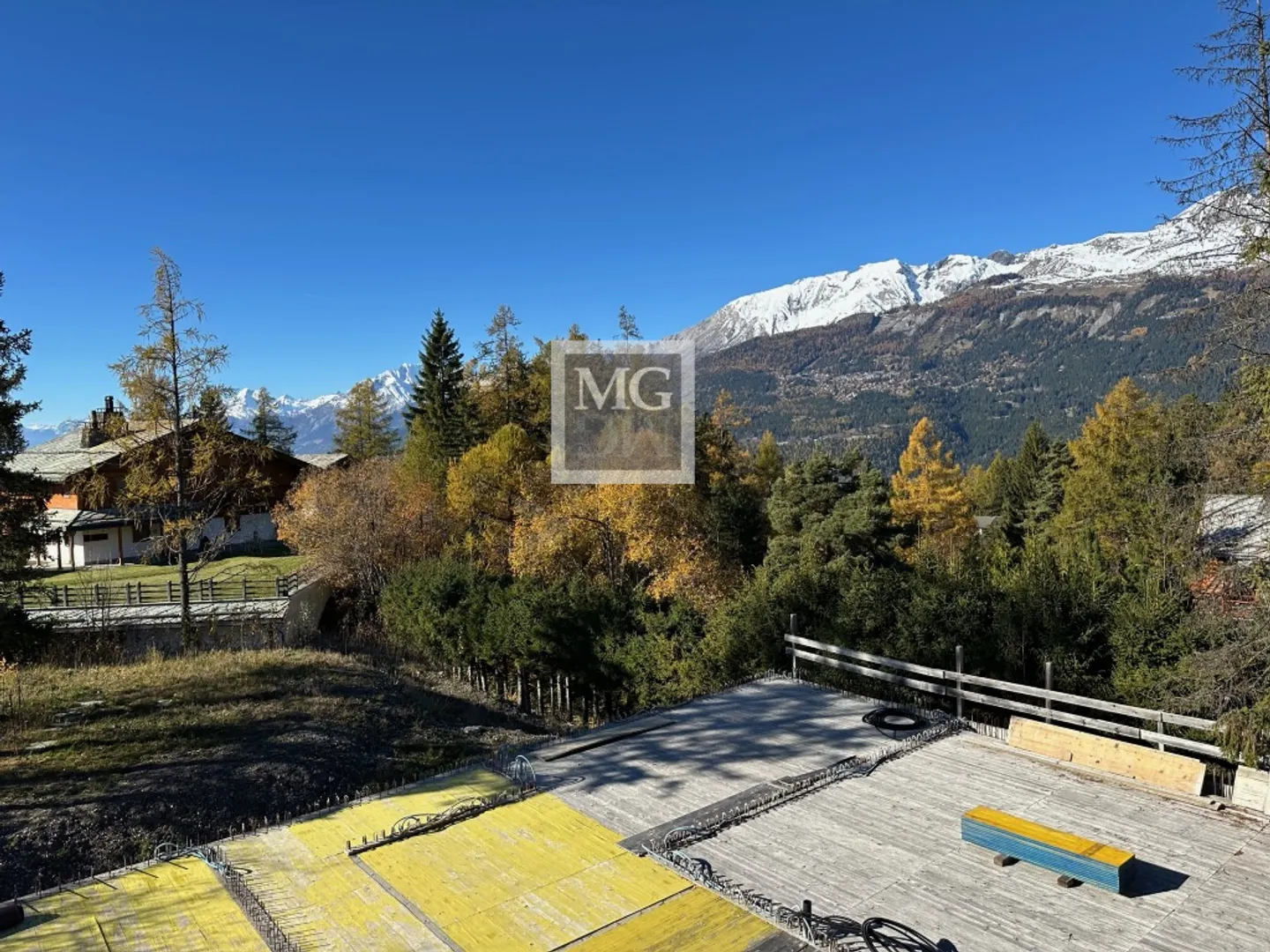 Exceptional chalet, 8.5 rooms under construction in R2 - Photo 5 of 7