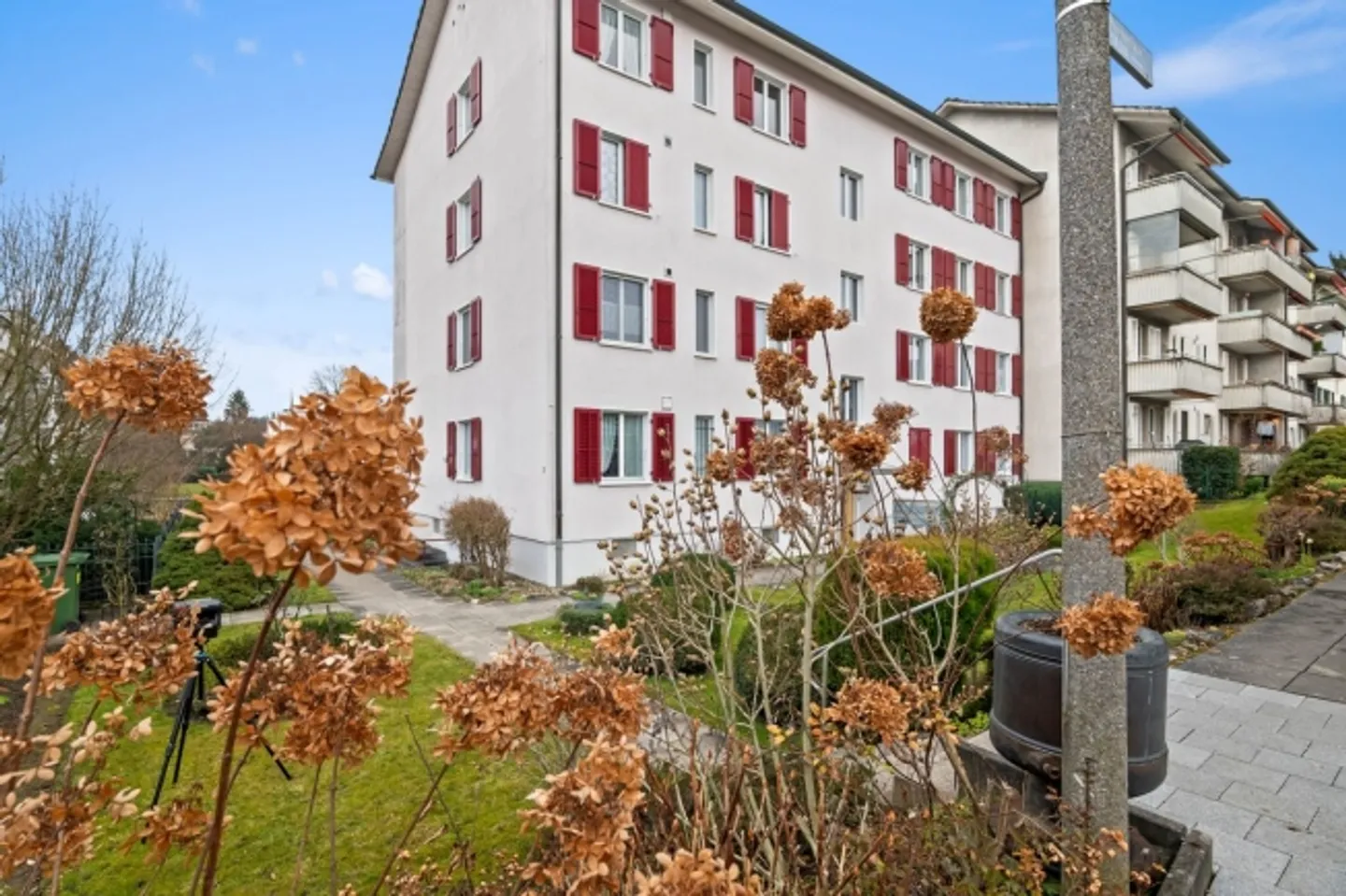 Charmante appartement 3.5 pièces avec balcon - Photo 1 sur 10