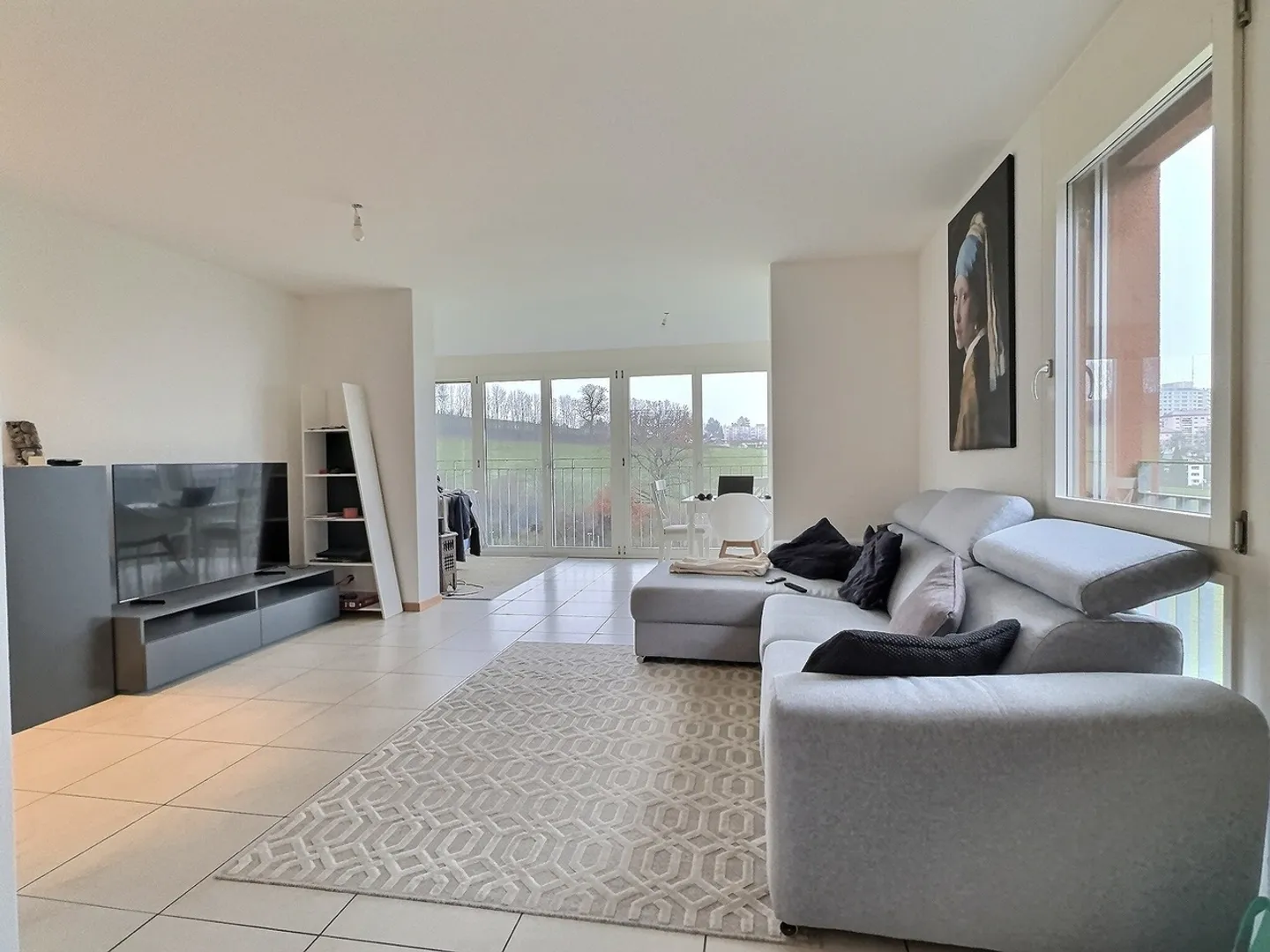 2.5 Room Apartment - Photo 1 of 6