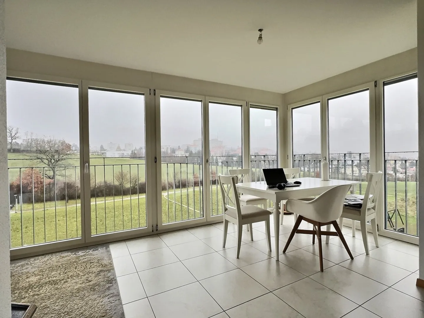 2.5 Room Apartment - Photo 4 of 6