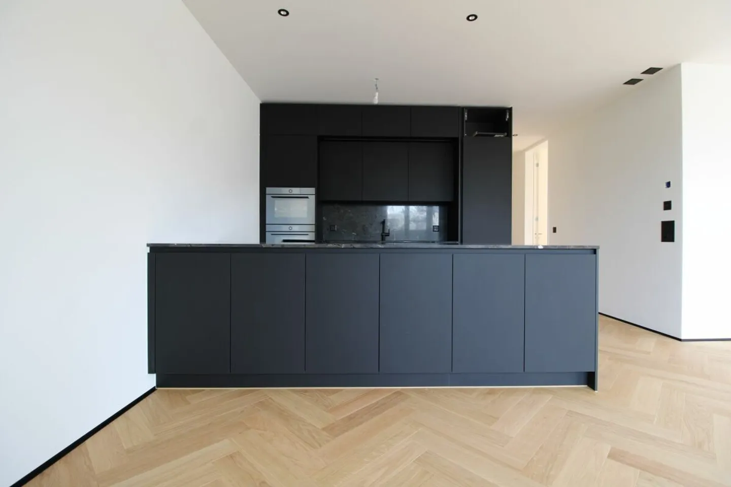 Modernes Apartment mit großem Garten - Foto 1 von 14