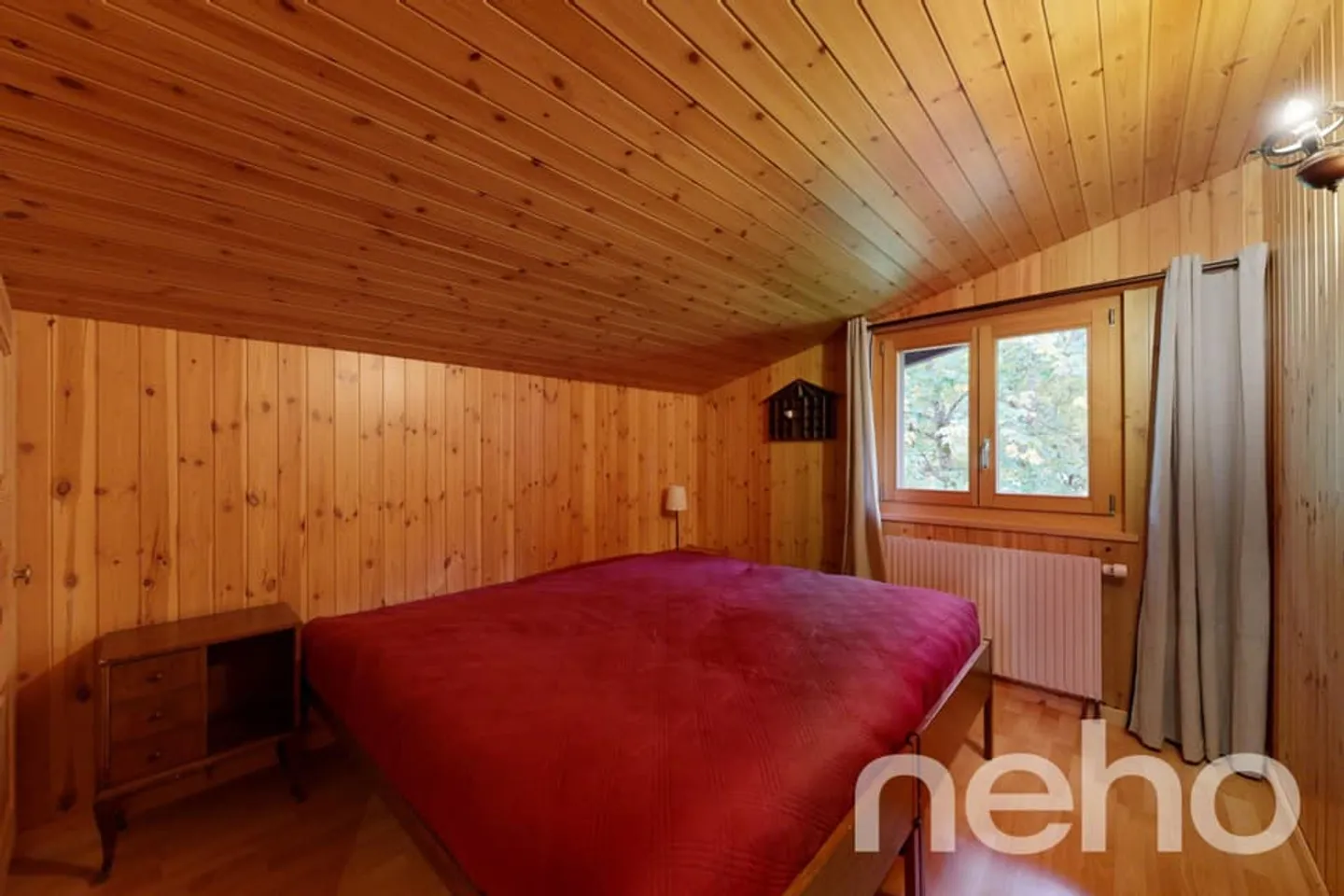 Exklusiv: Chalet mit 5 Schlafzimmern und schöner Südausrichtung - Foto 9 von 13