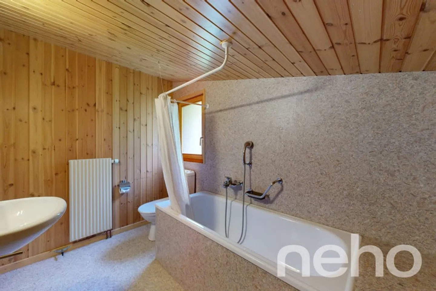 Exklusiv: Chalet mit 5 Schlafzimmern und schöner Südausrichtung - Foto 10 von 13