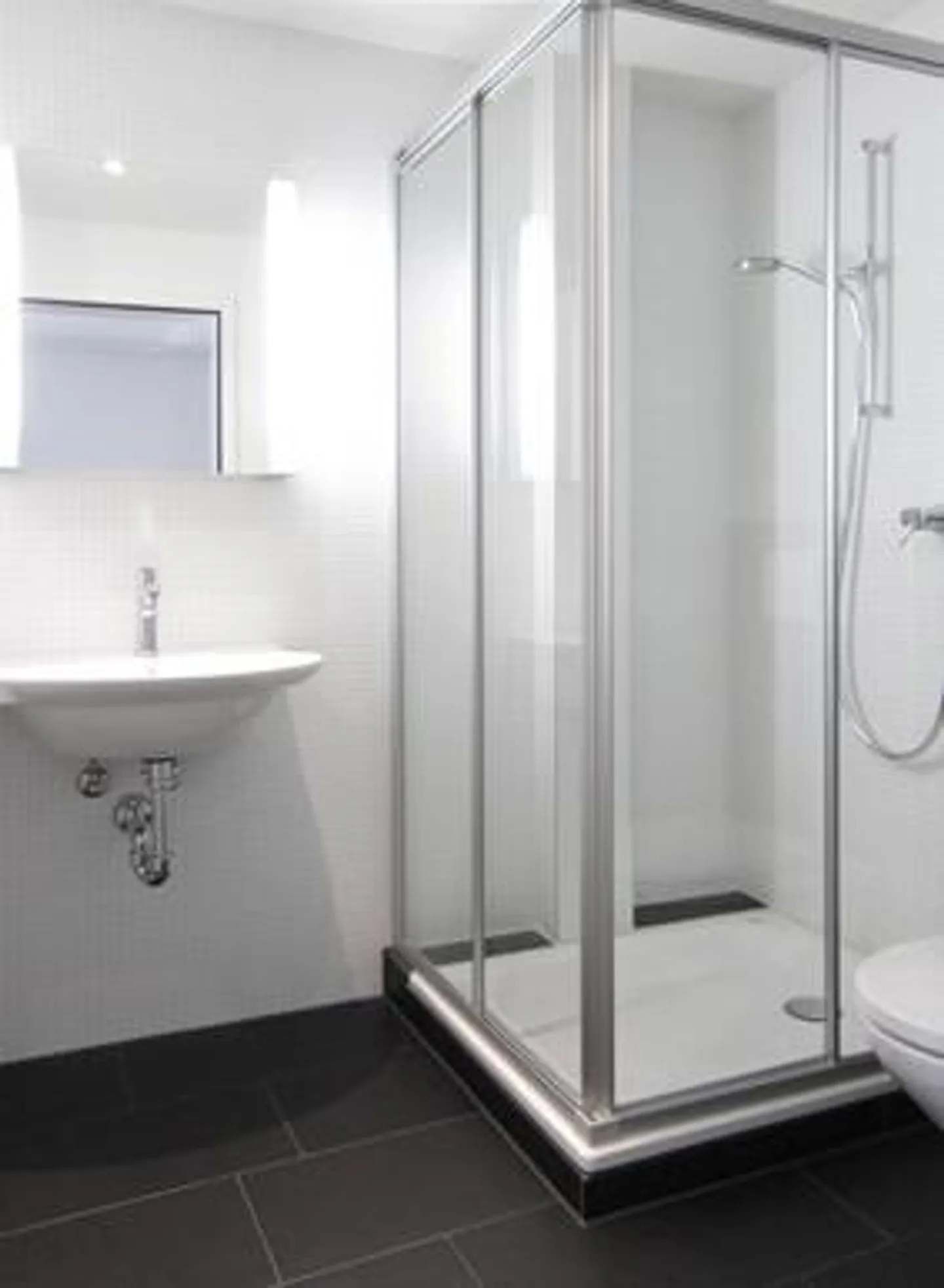 Charmante appartement 1.5 pièces dans la vieille ville de Lucerne - Photo 3 sur 5