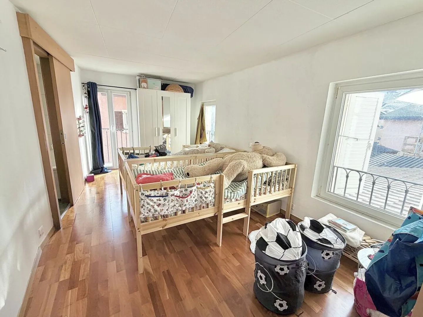 Casa con 3 appartamenti nel centro di Ardon - Foto 23 di 27